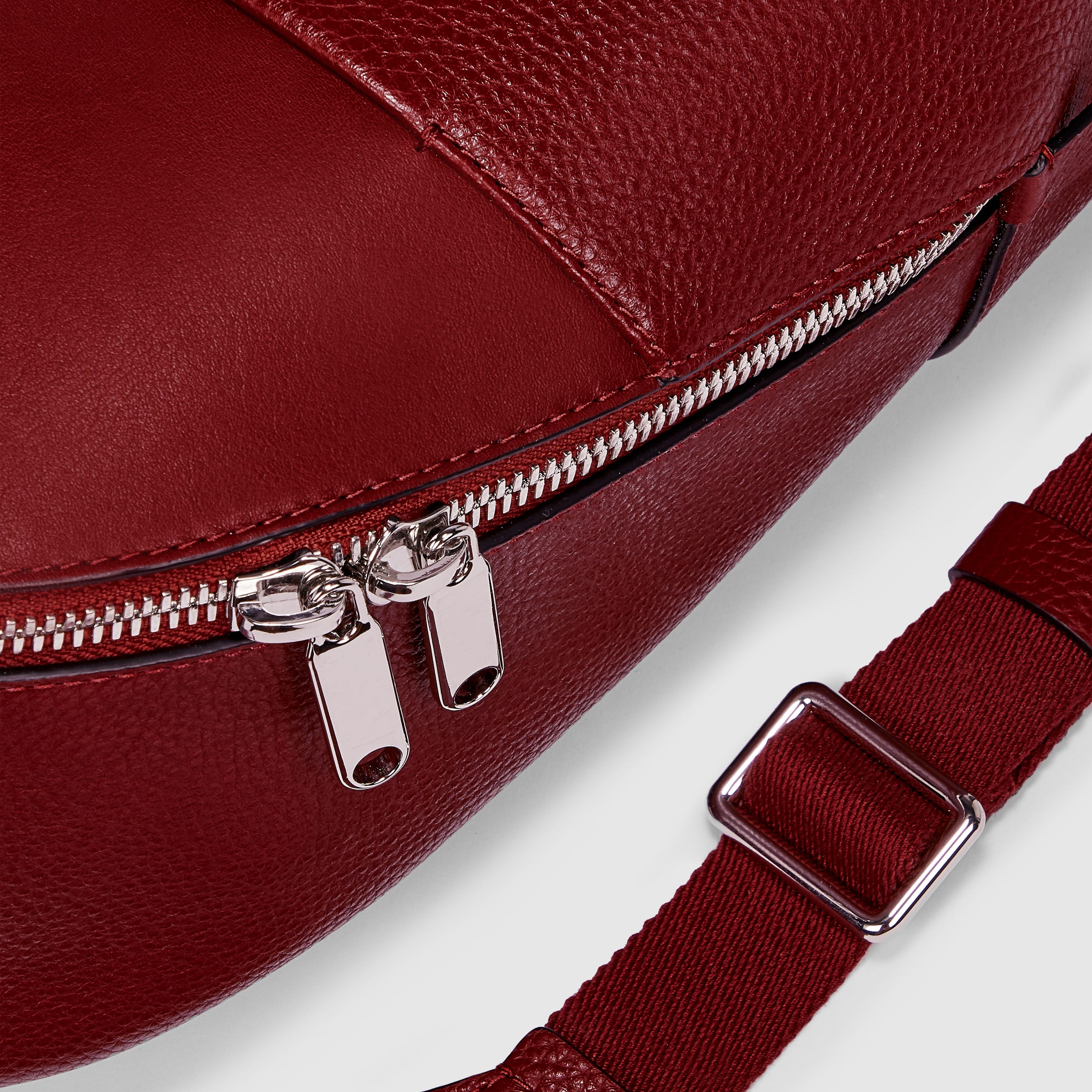 ECCO® Textureblock Leather Backpack - Red - Detail-2