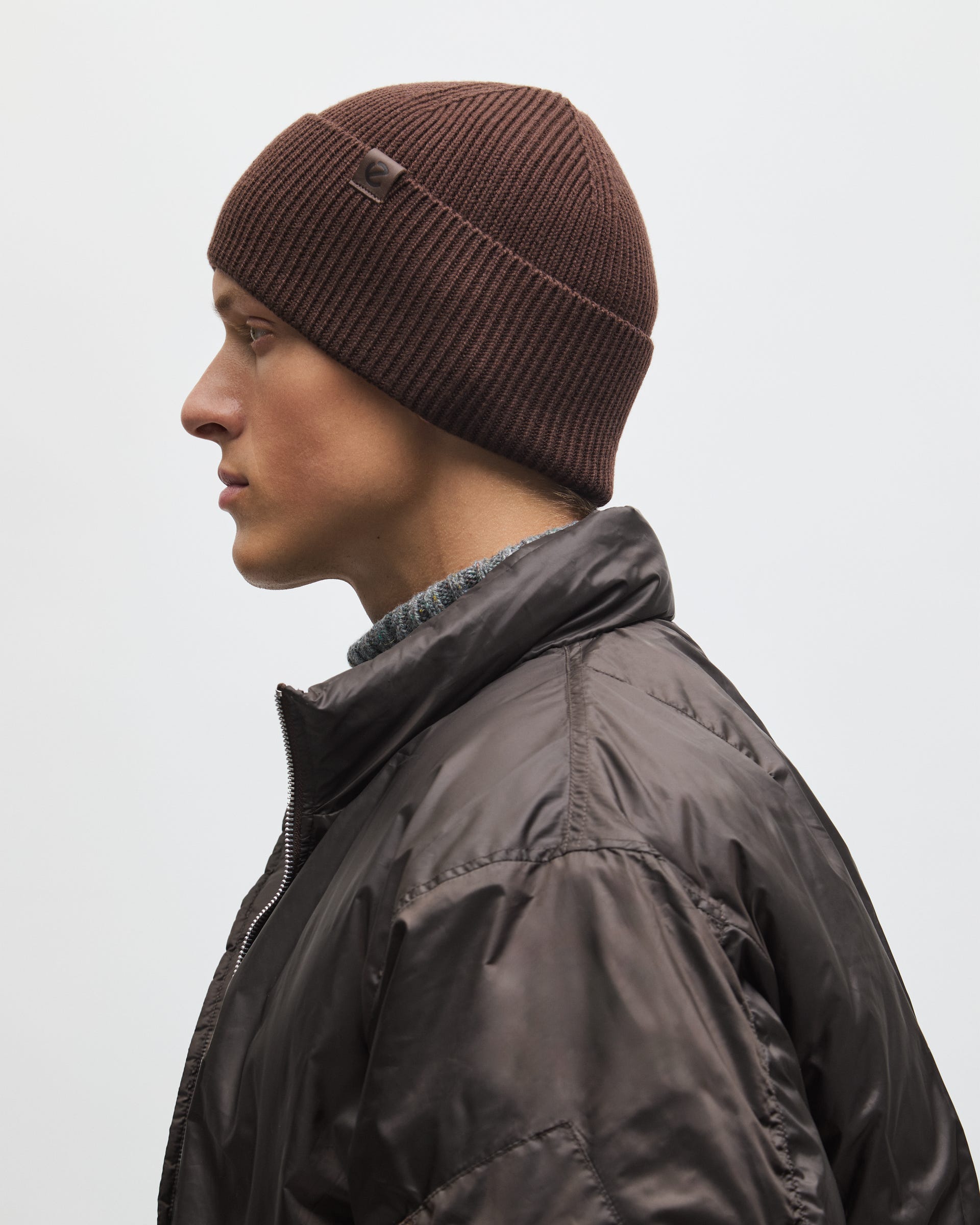 ECCO® Beanie Mössa herr - Brun - Lifestyle image-1