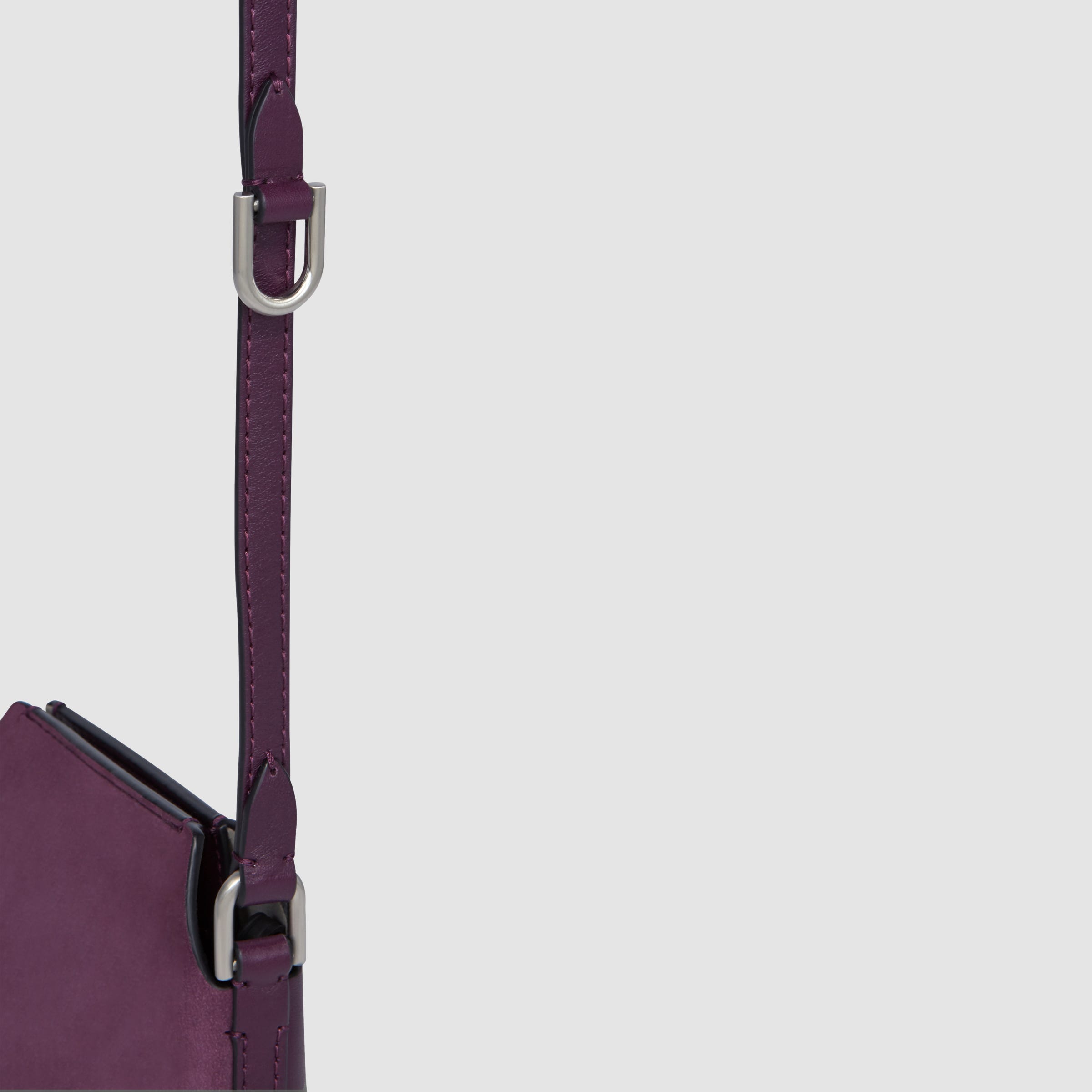 ECCO® Pot Hybrid Leather Crossbody Bag - Purple - Detail-1
