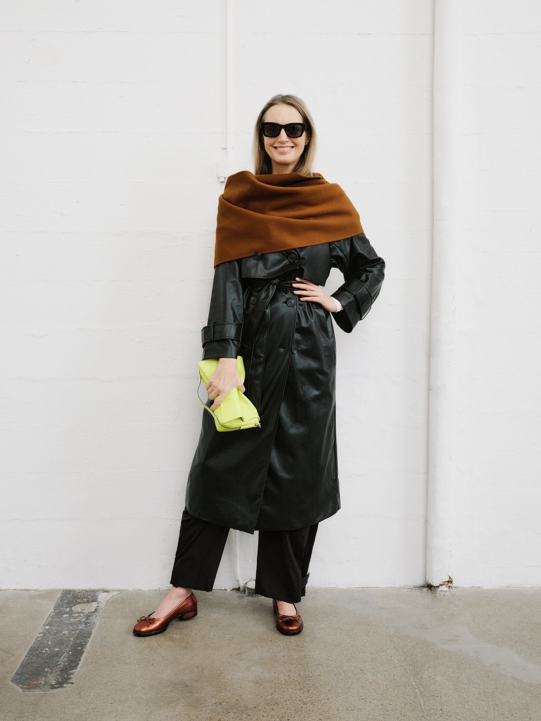 ECCO® Pinch sac bandoulière cuir - Jaune - Lifestyle image-1