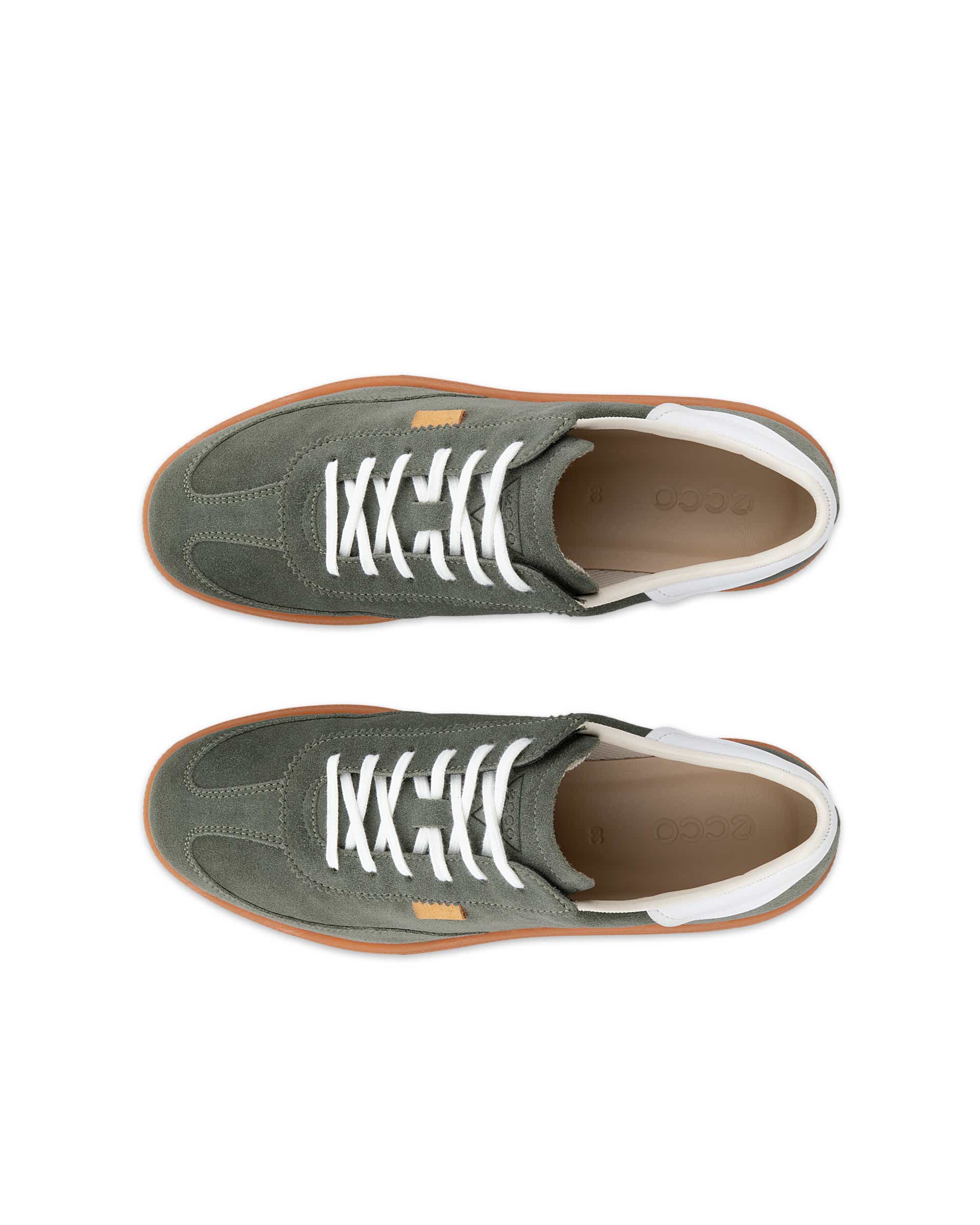 Women's ECCO® SOFT 11 Suede Trainer - Green - Top left pair