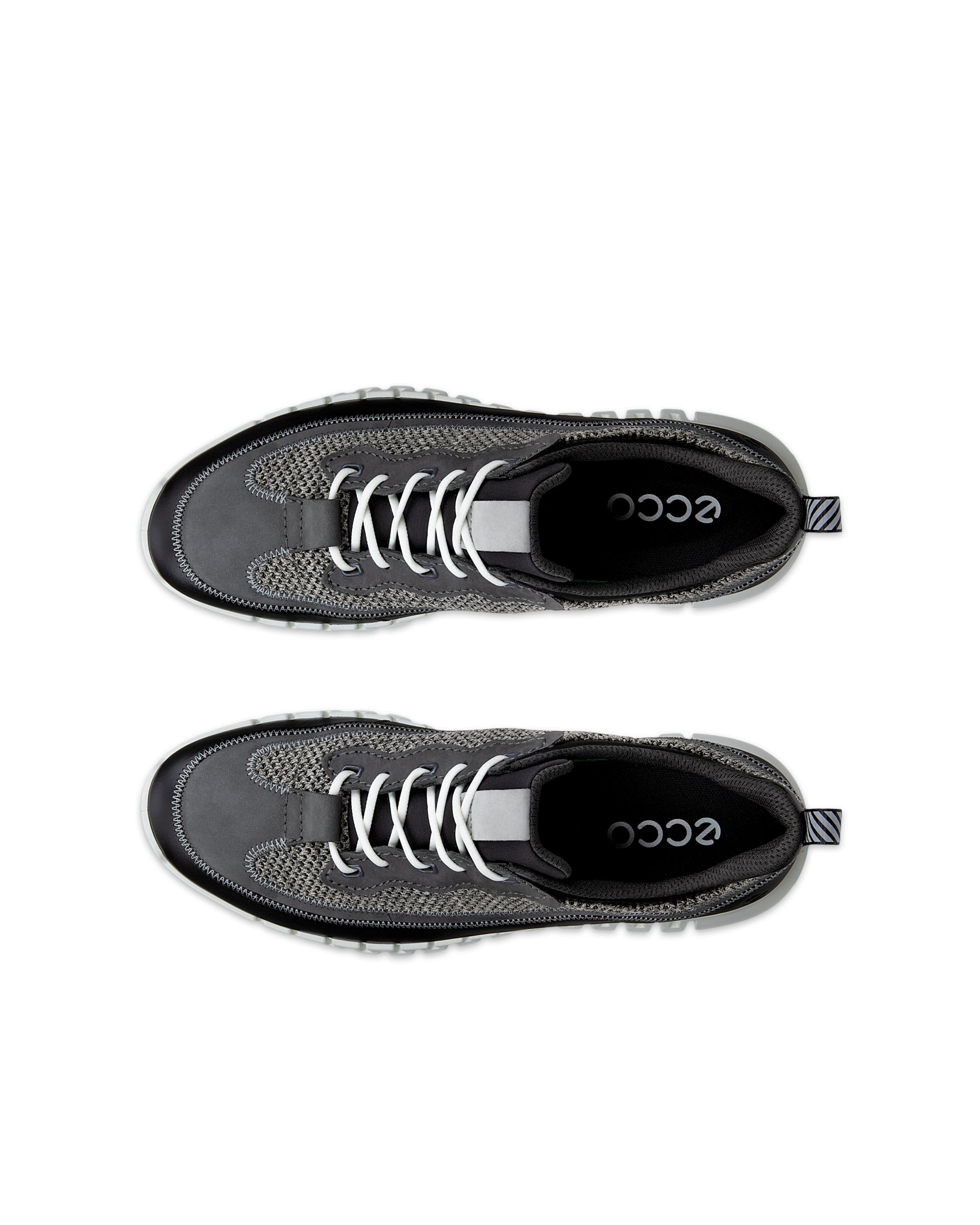 ECCO® GRUUV baskets en cuir pour homme - Noir - Top left pair