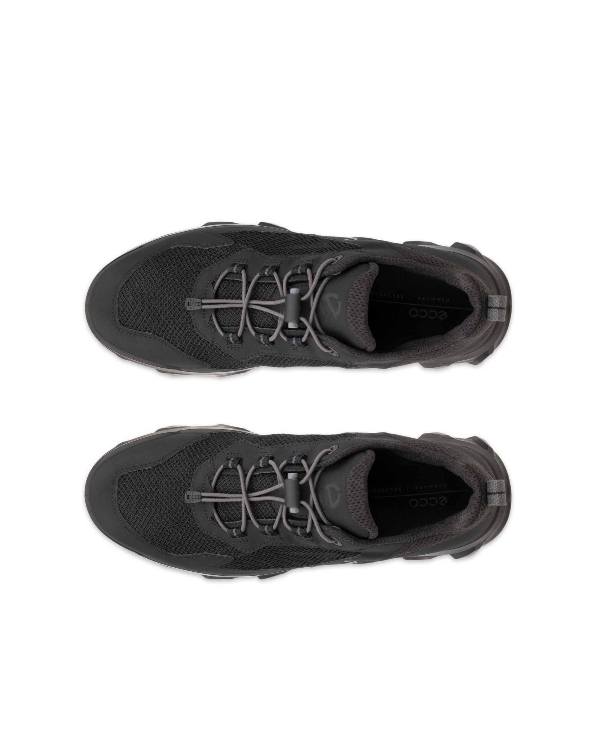 Pánské outdoorové tenisky ECCO® MX Low Breathru  - Černá - Top left pair