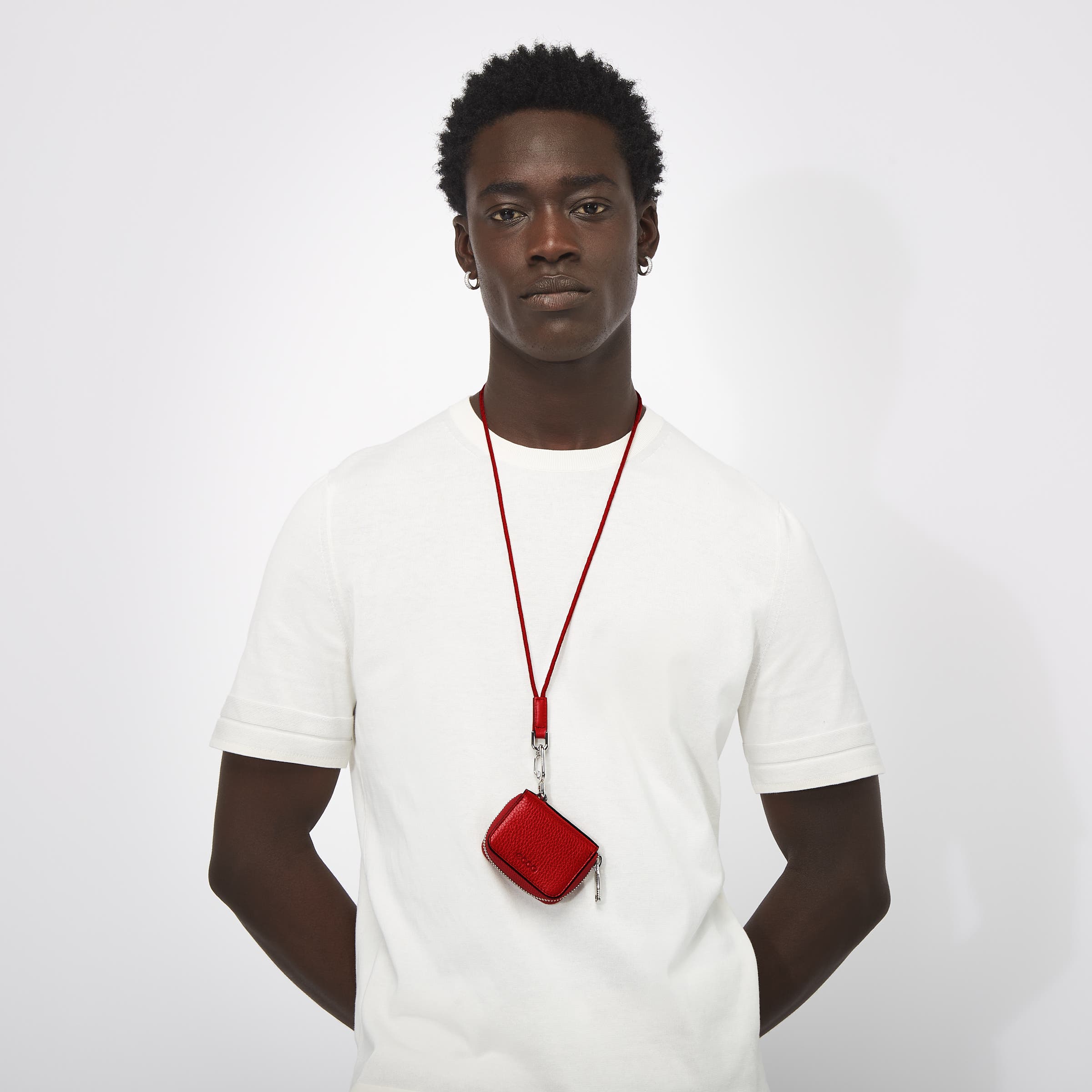 ECCO® Textureblock Leather Airpod Case - Red - Modelshot-1