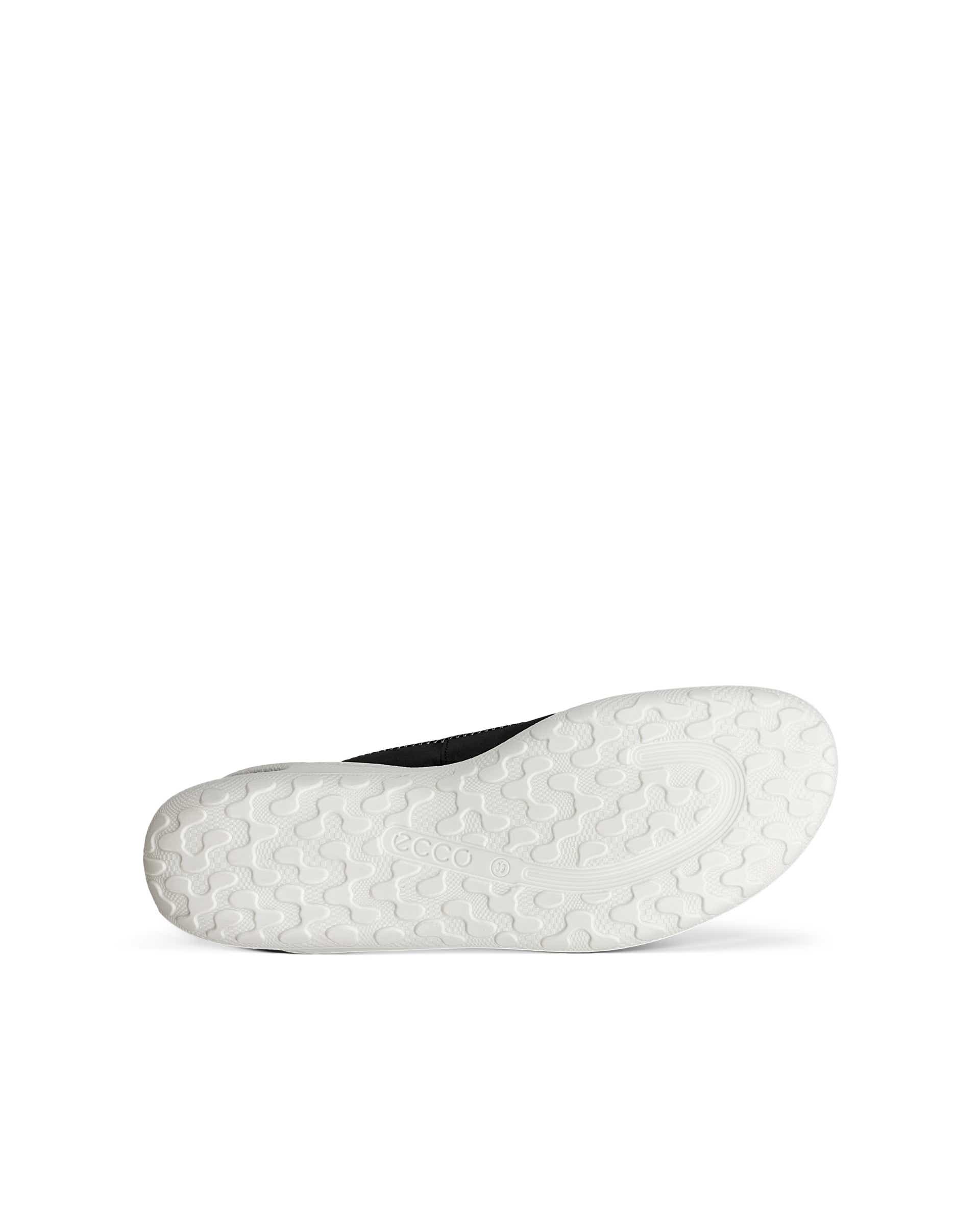 ECCO BIOM LITE W SLIP ON - Černá - Sole