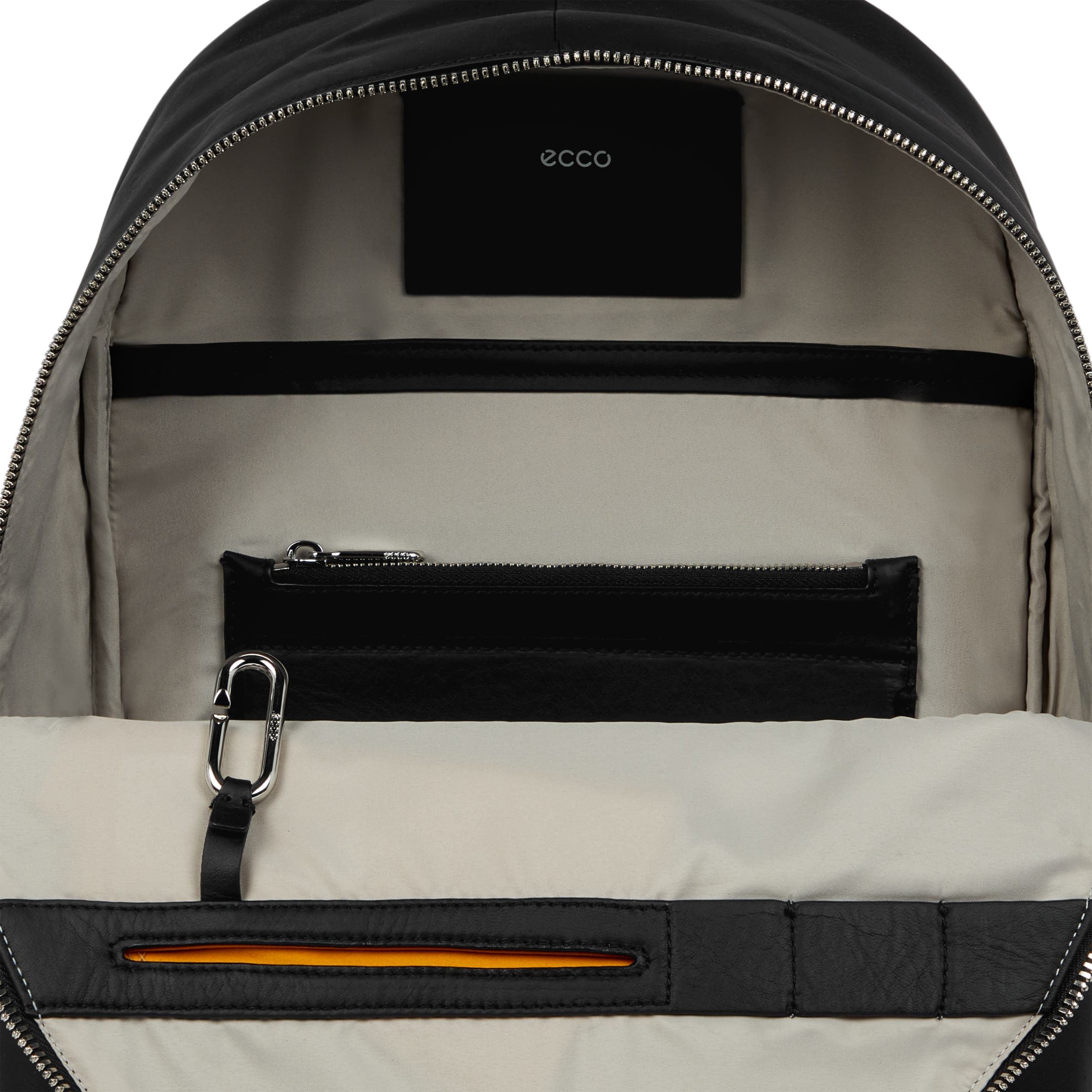ECCO Journey Round Pack - Black - Inside