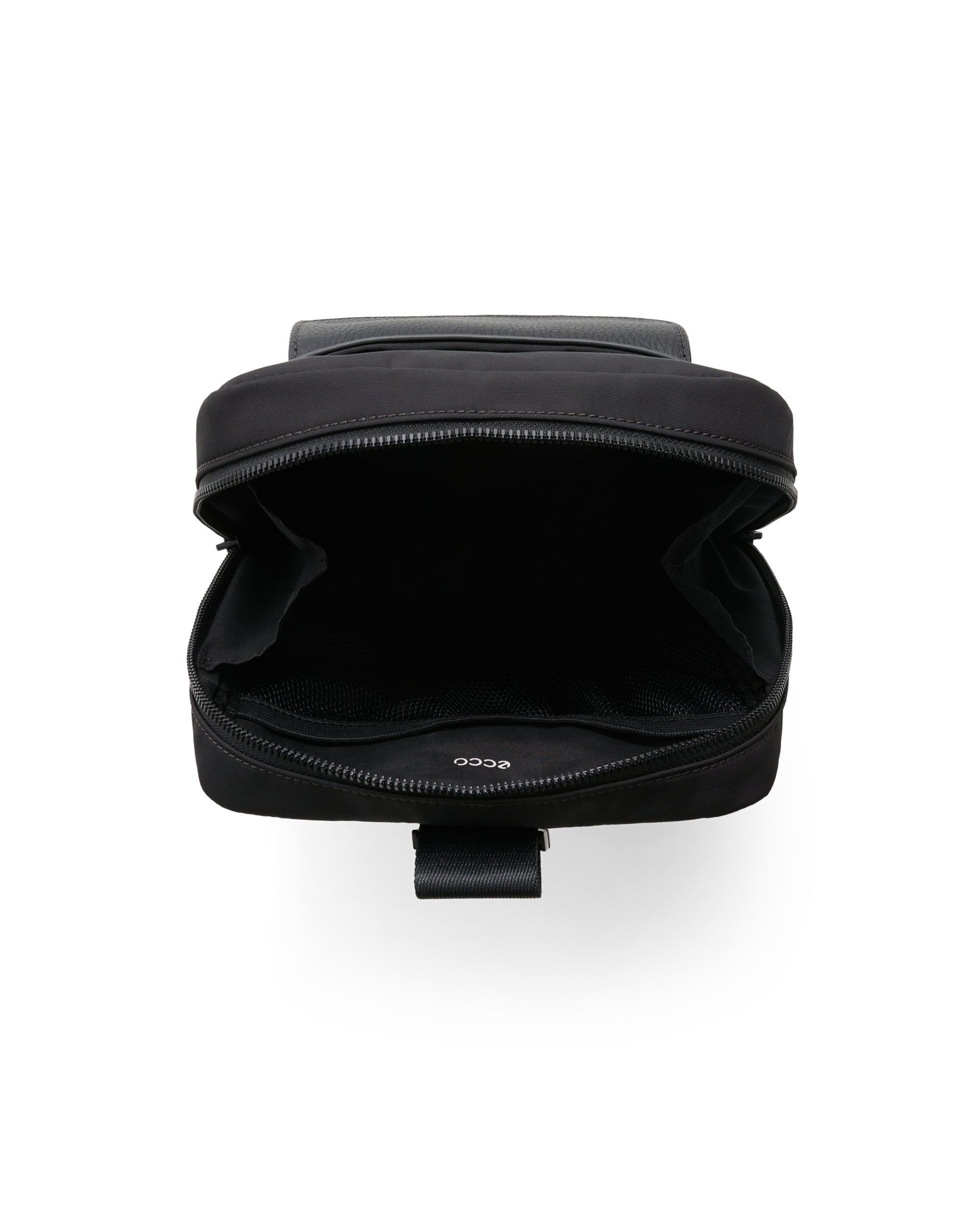 ECCO Voyager X Body Sling - Negro - Birdeye