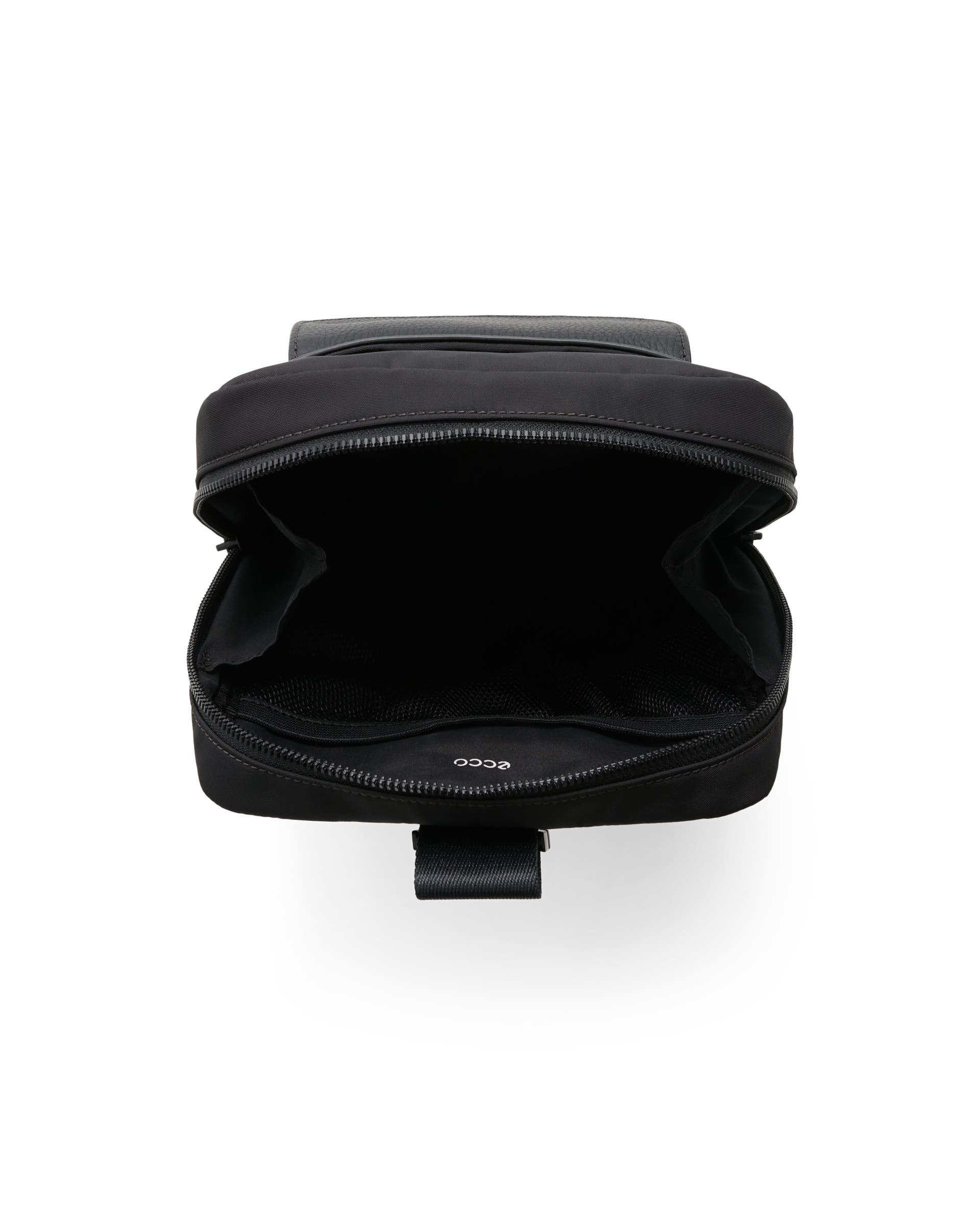 ECCO Voyager X Body Sling - Black - Birdeye