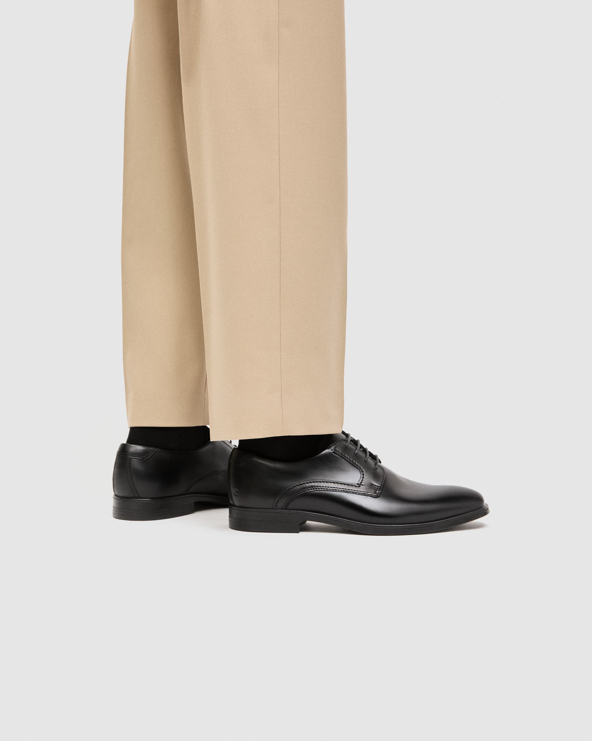 Men's ECCO® Melbourne Leather Derby Shoe - Black - Lifestyle image-1