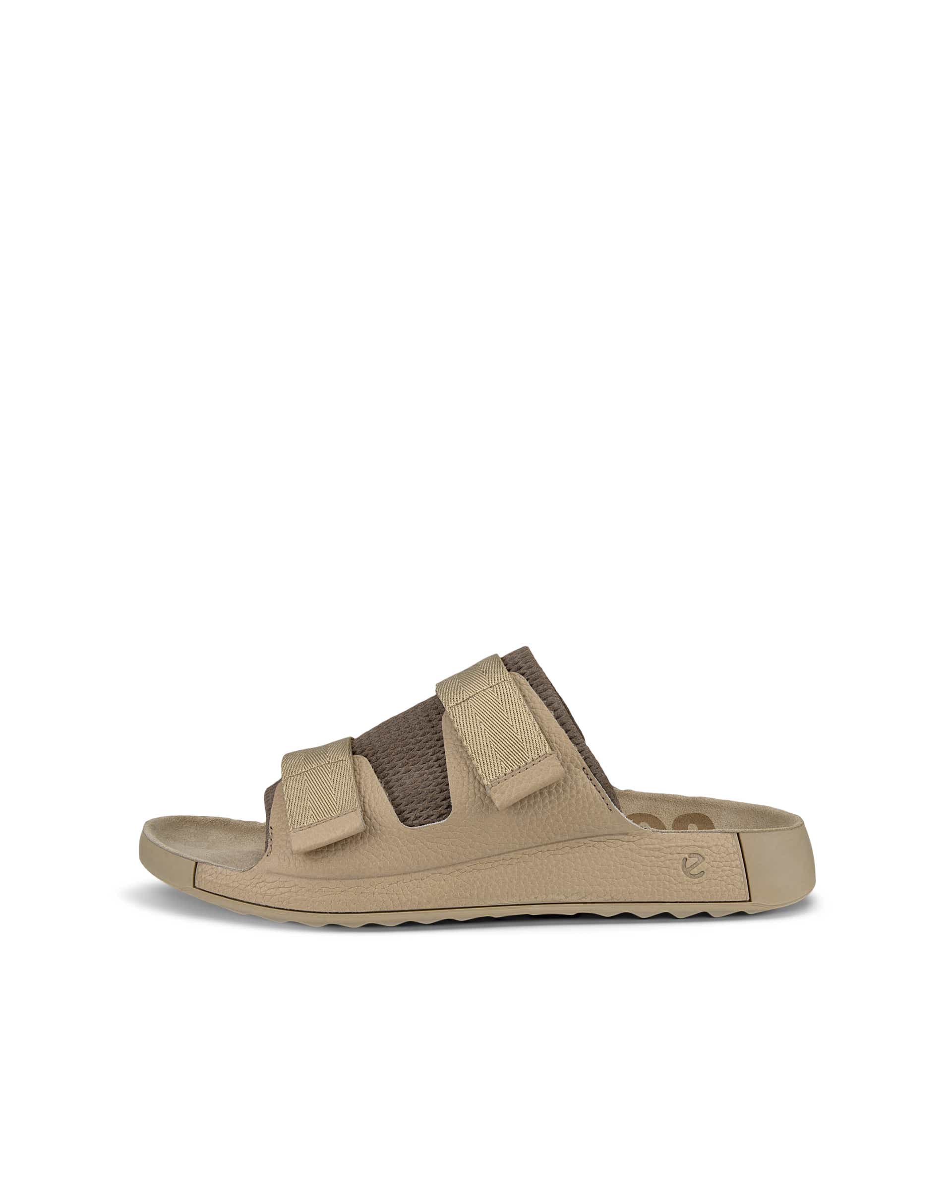 ECCO Cozmo - undefined - Outside