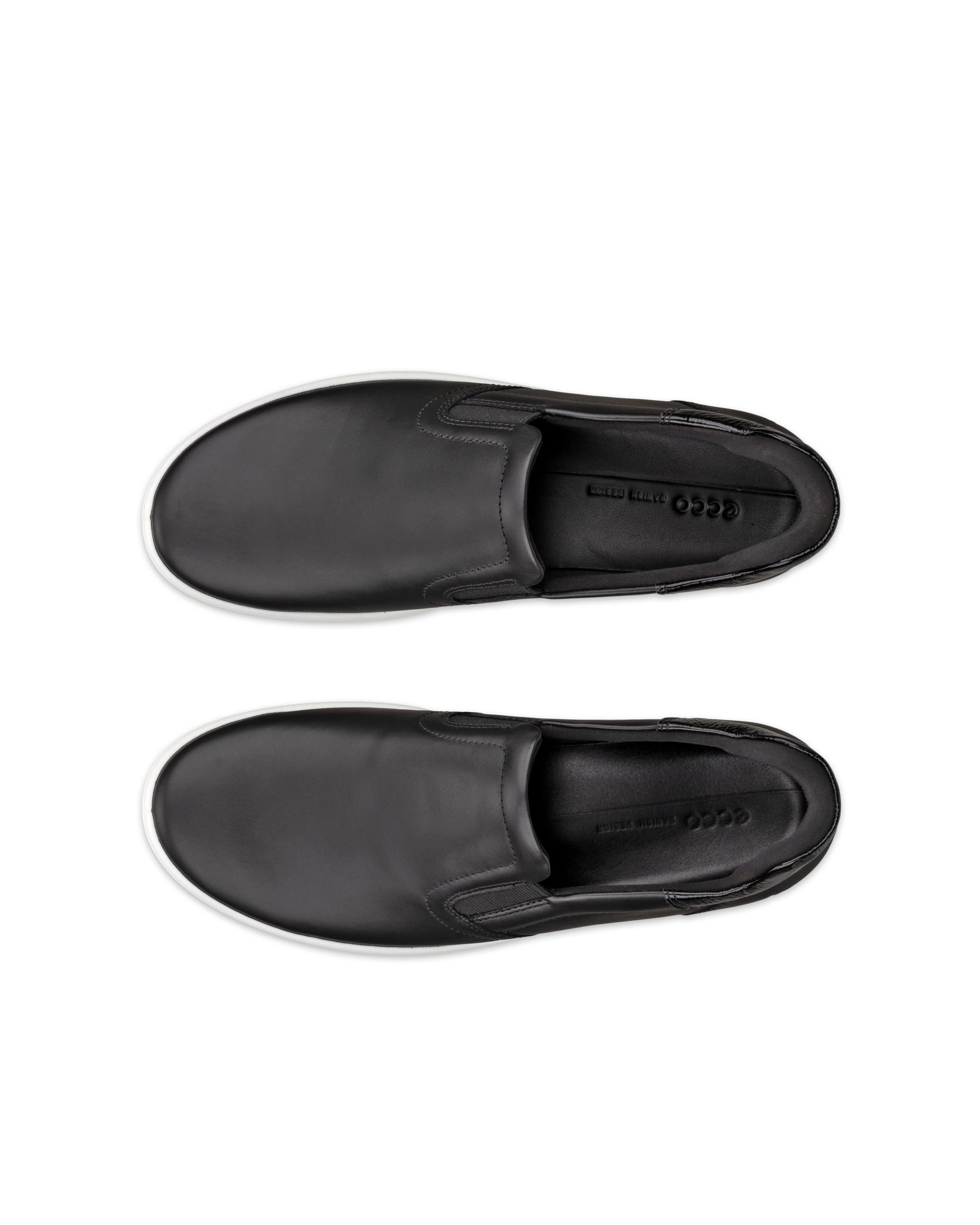 ECCO SOFT 7 SLIP ON Women ウィメンズ レザースニーカー - ブラック - Top left pair