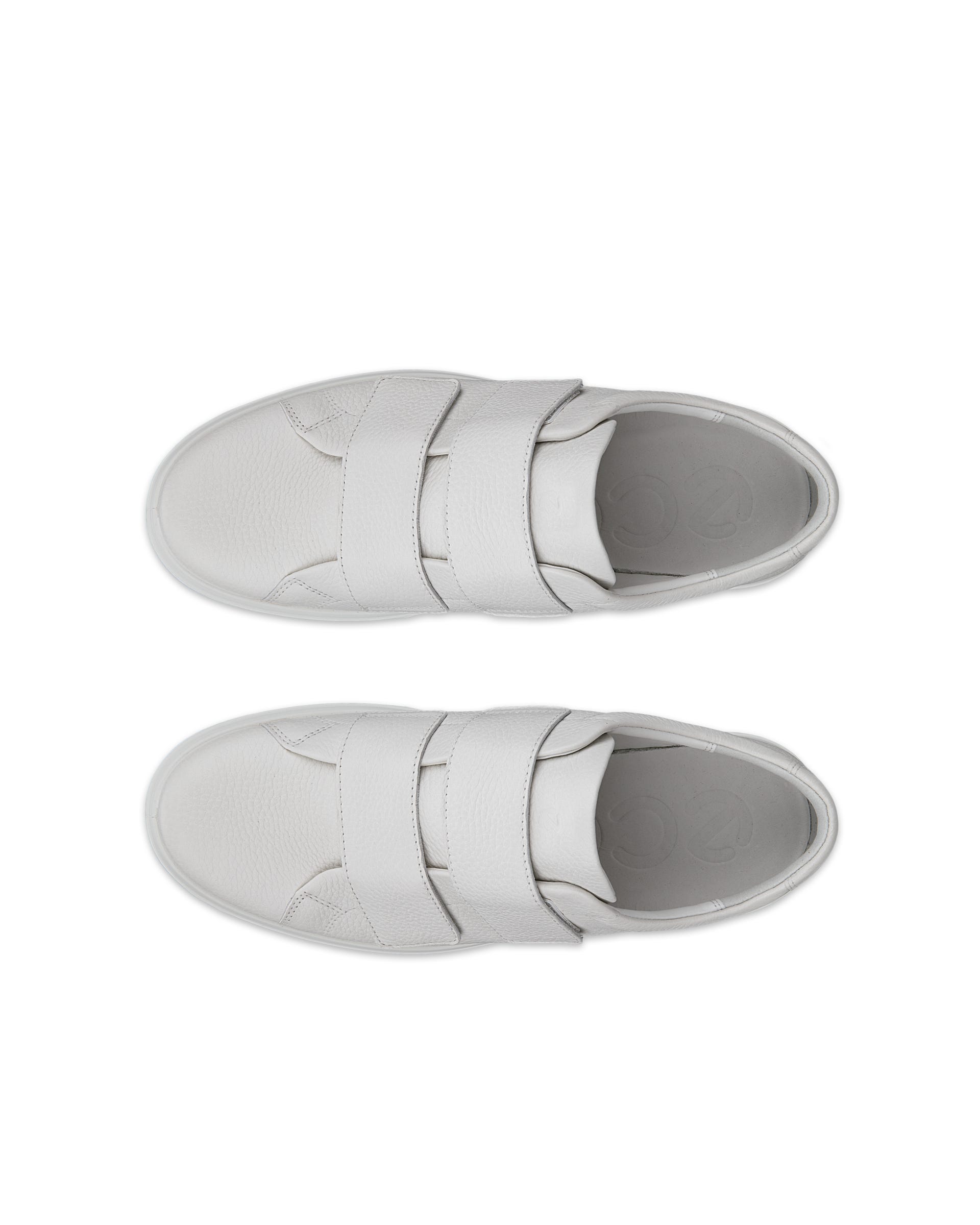 Men's ECCO® Soft 60 Leather Trainer - White - Top left pair