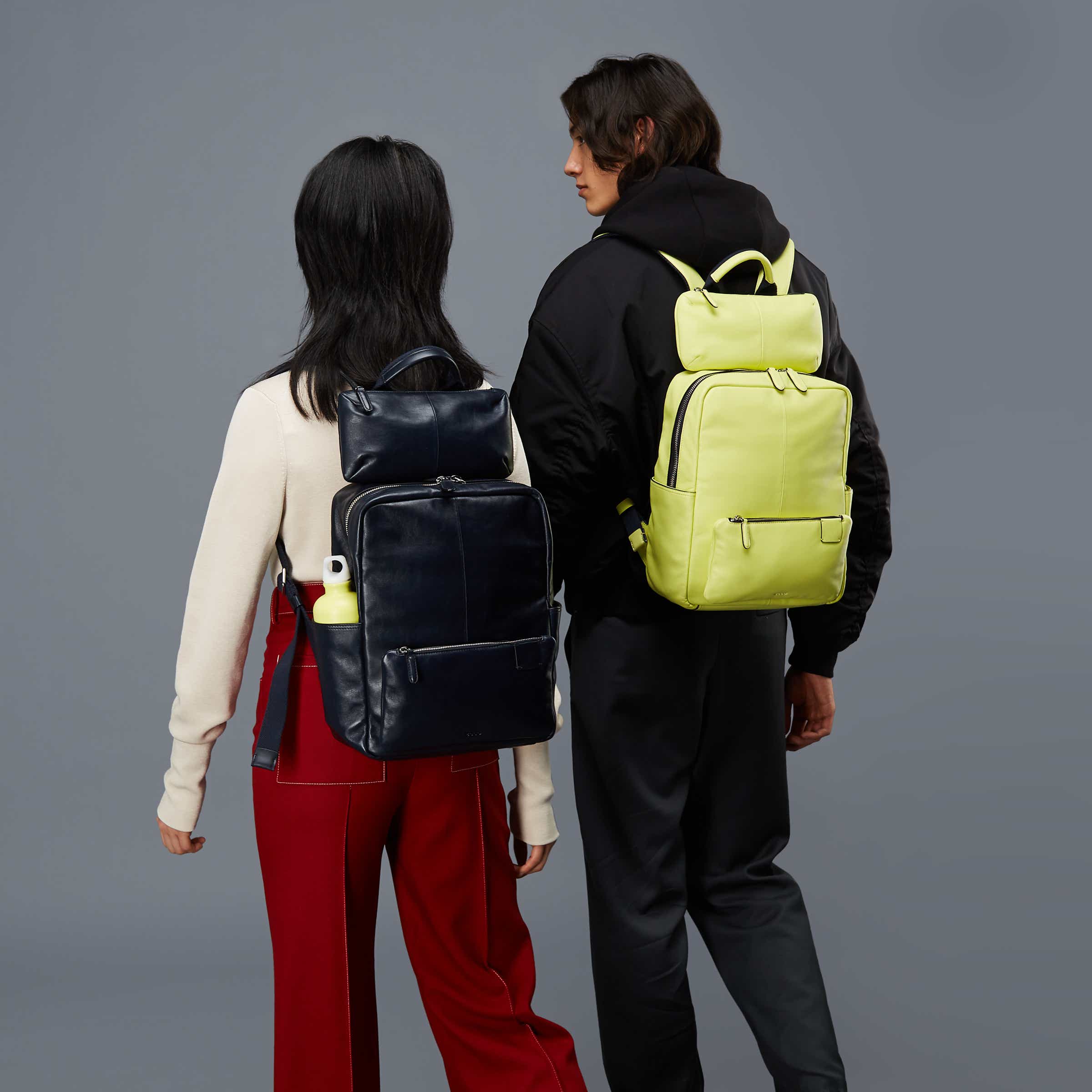 ECCO® Journey Leather Backpack - Blue - Modelshot-1