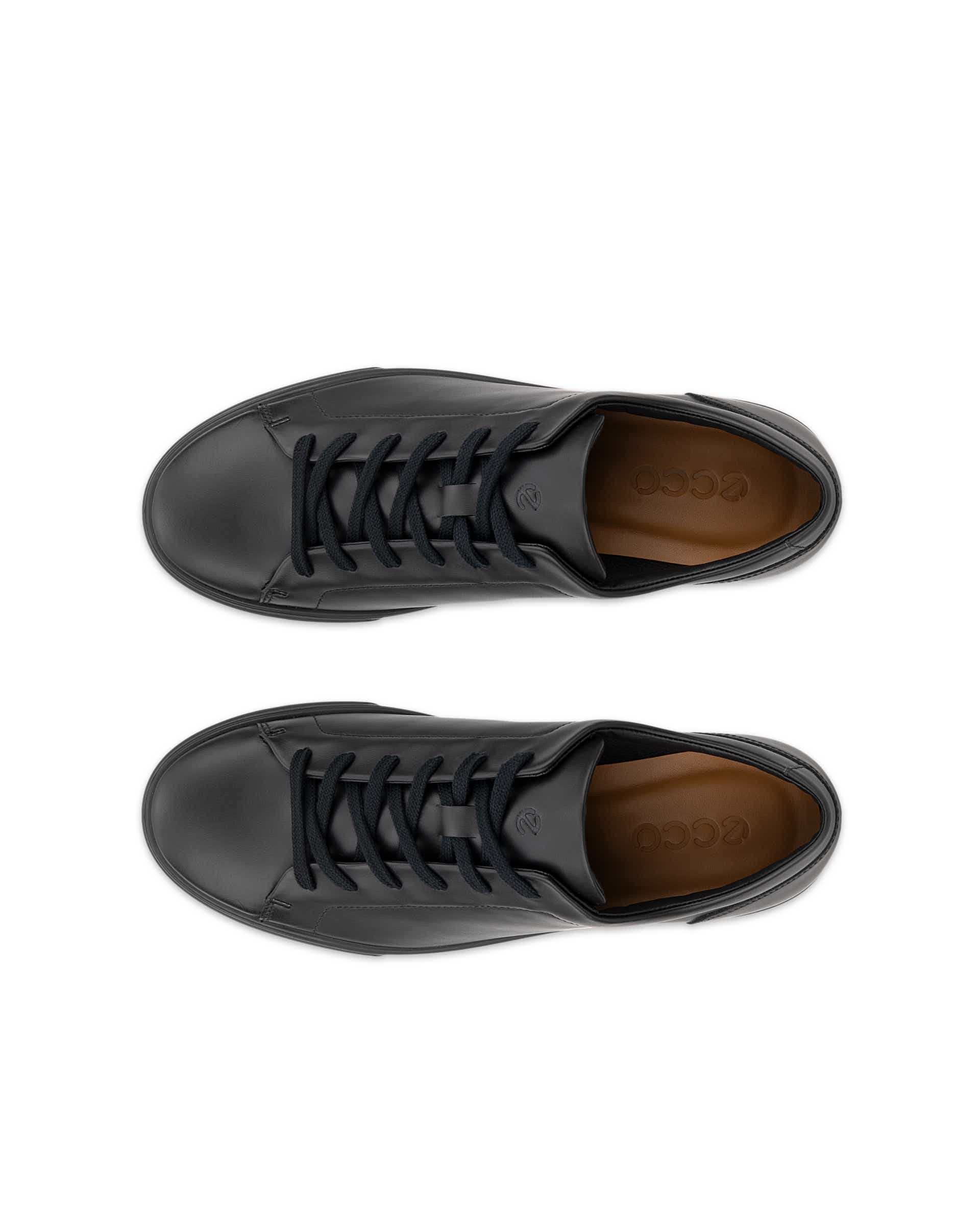 Men's ECCO® SOFT 10 Leather Trainer - Black - Top left pair