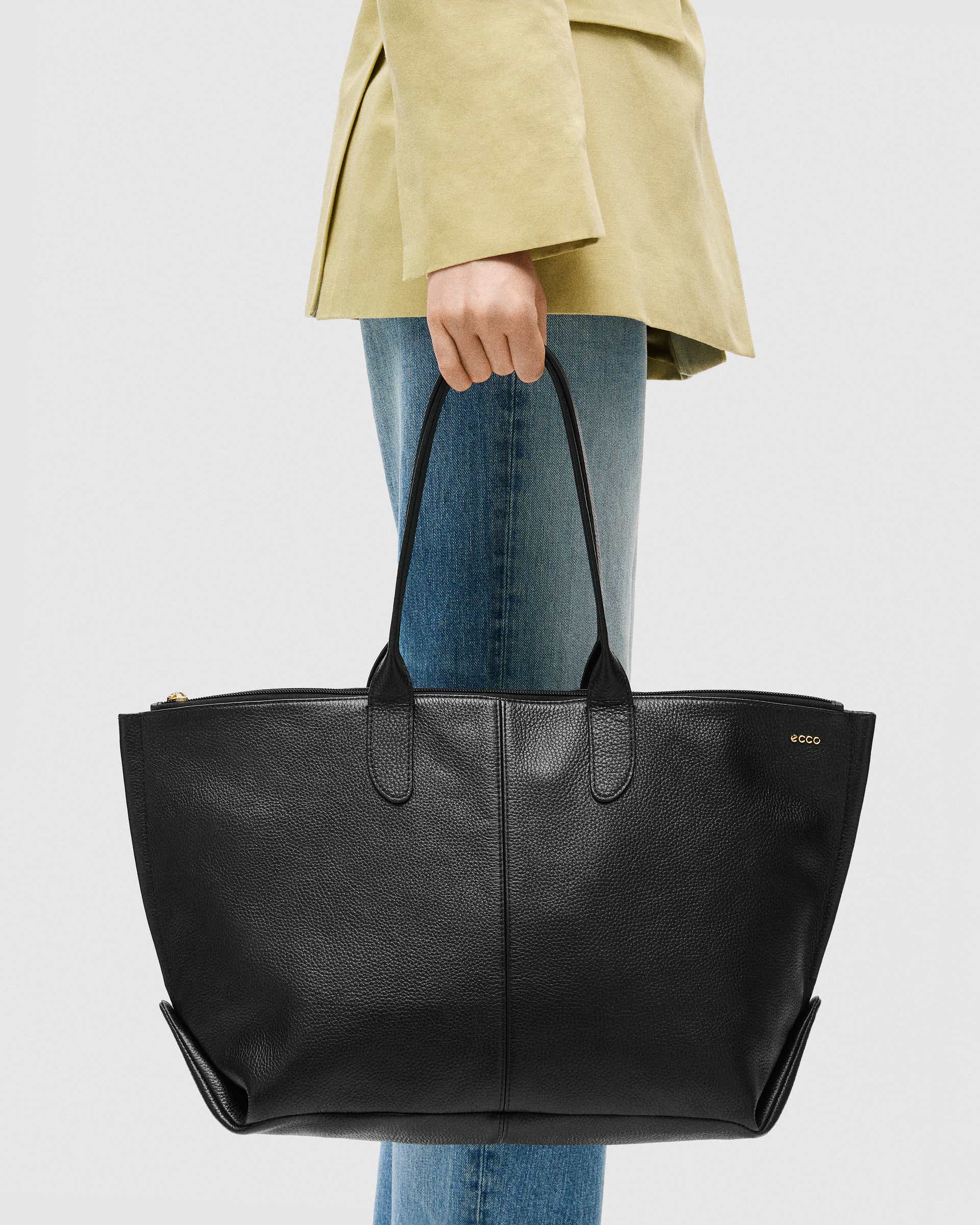 Skórzana torba shopper ECCO® Tote - Czarny - Lifestyle image-1