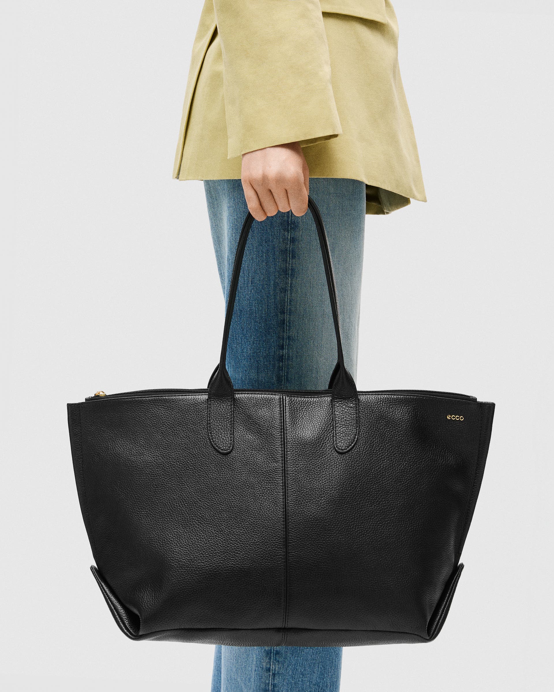 Skórzana torba shopper ECCO® Tote - Czarny - Lifestyle image-1