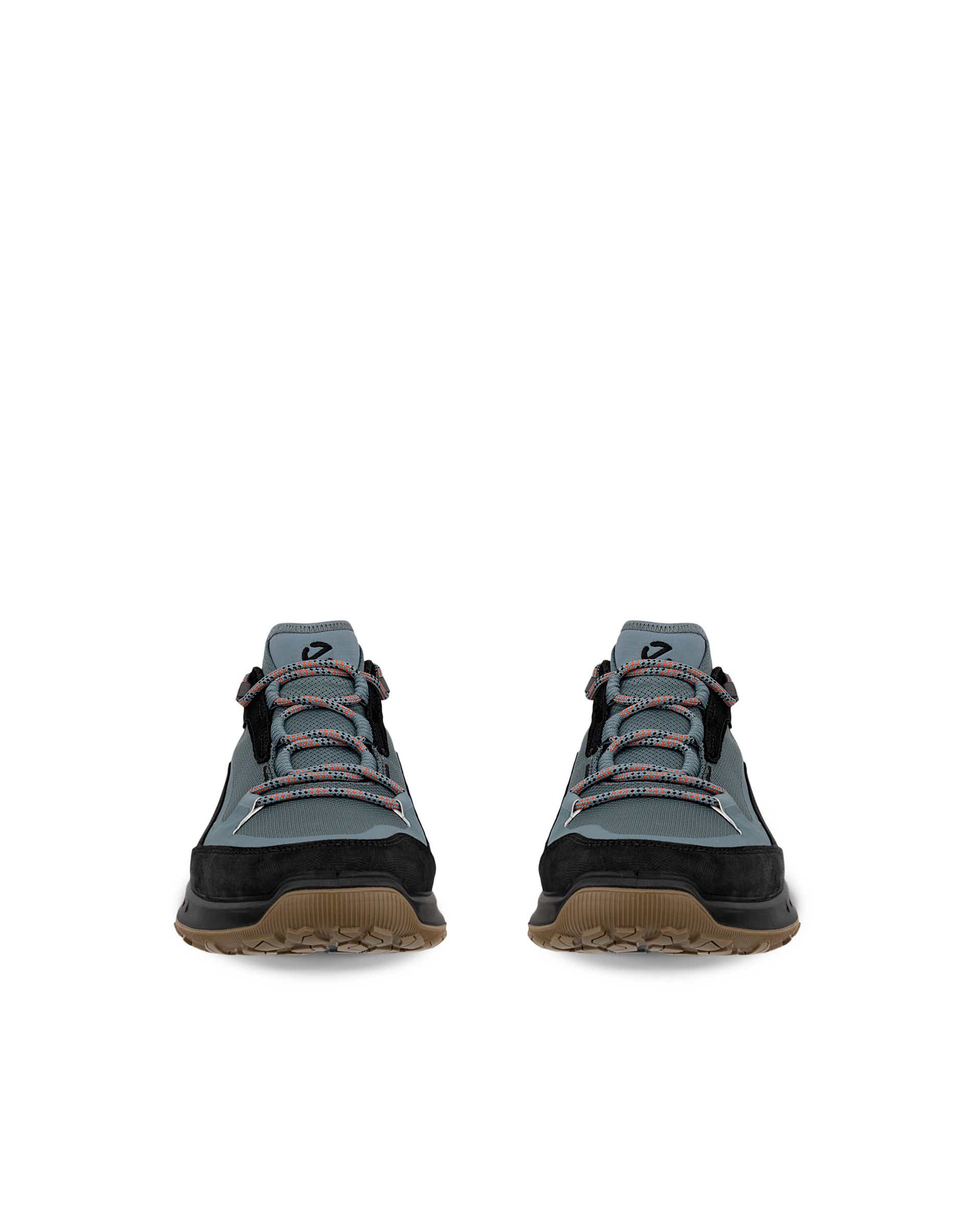 ECCO ULT-TRN Low メンズ ヌバックウォータープルーフハイキングシューズ - ブルー - Front pair