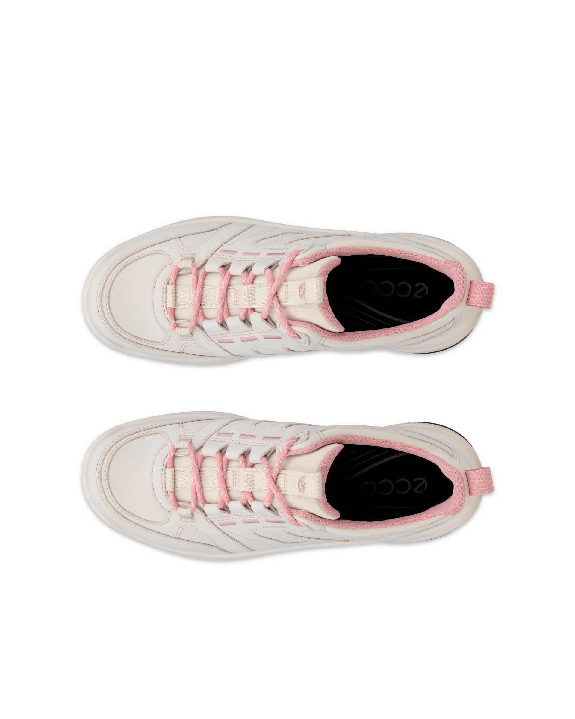 ECCO® Offroad Dames waterdichte sneakers in nubuck - Beige - Top left pair