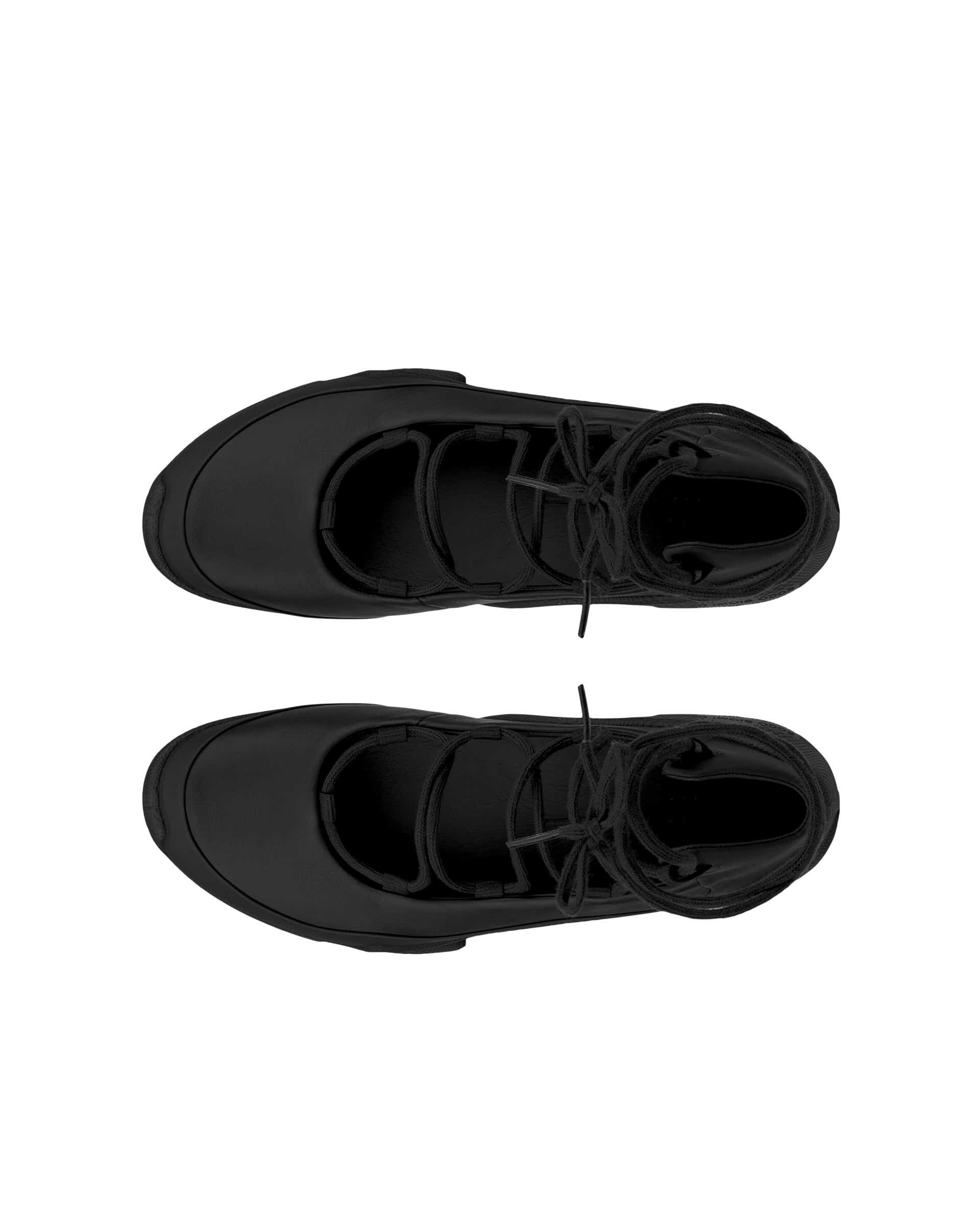 ECCO® Biom C-Trail baskets en cuir pour femme - Noir - Top left pair