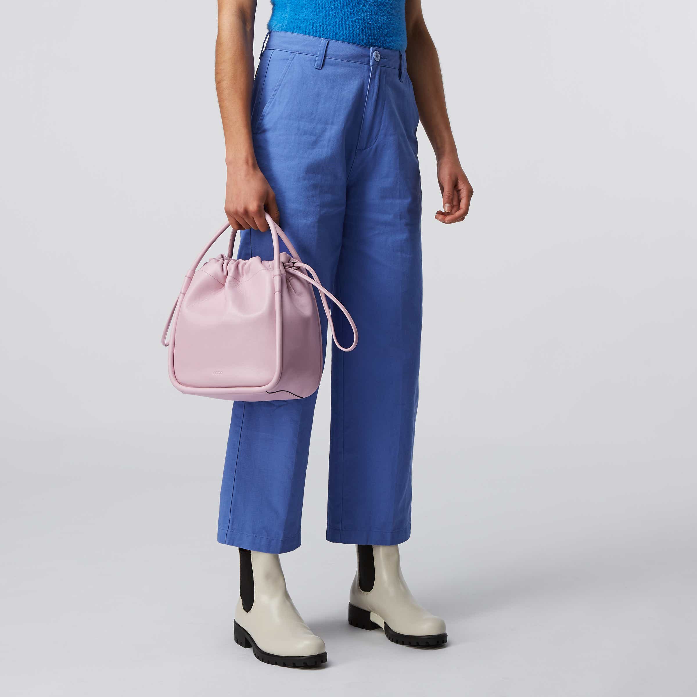 ECCO® Contact Leather Drawstring Bag - Pink - Modelshot-1
