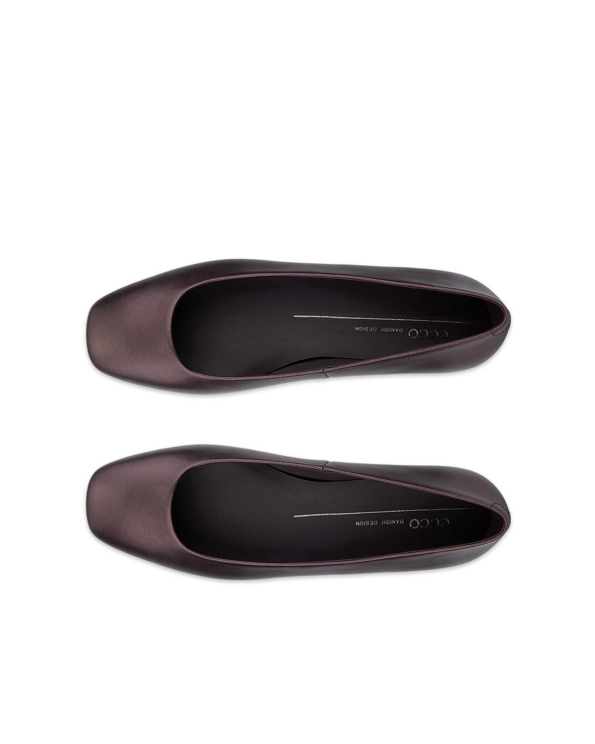 Damskie skórzane baleriny ECCO® MARGOT - Fioletowy - Top left pair