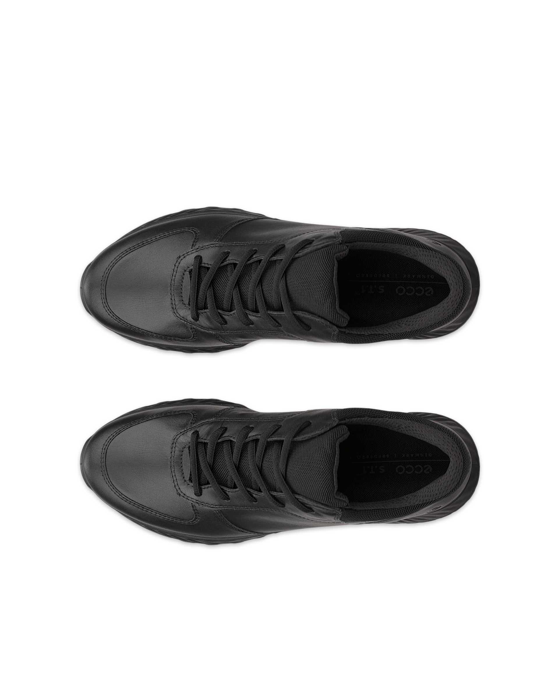 Dámské kožené outdoorové Gore-Tex tenisky ECCO® Exostride - Černá - Top left pair