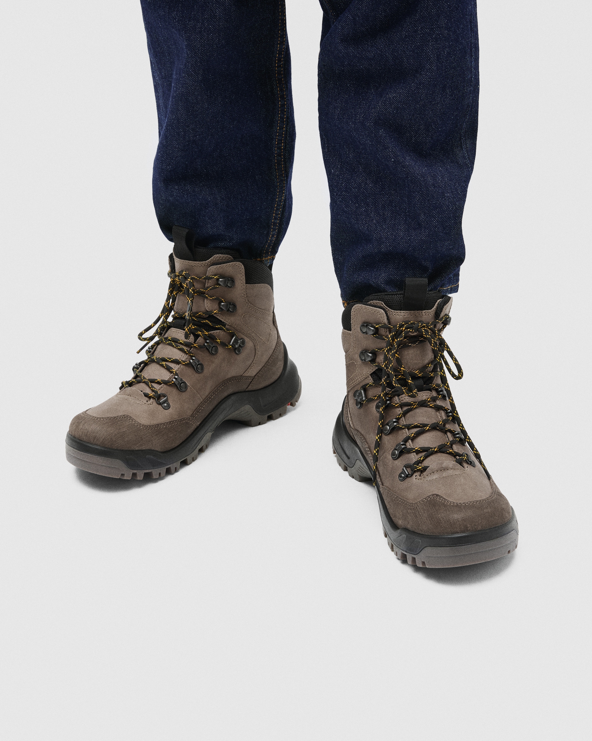 ECCO OFFROAD M BOOT WP - Brown - Lifestyle image-1