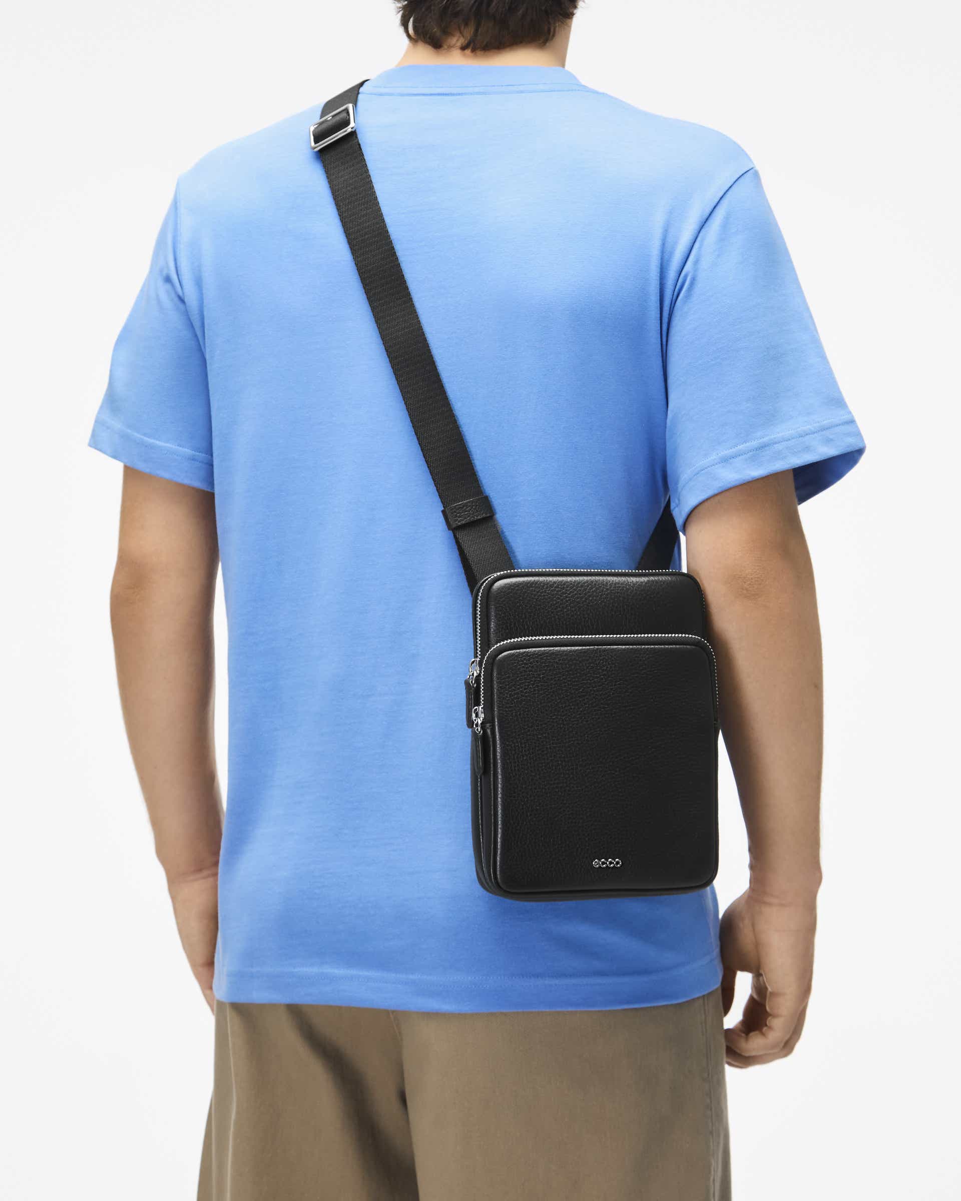 ECCO North South Pouch - Svart - Lifestyle image-1