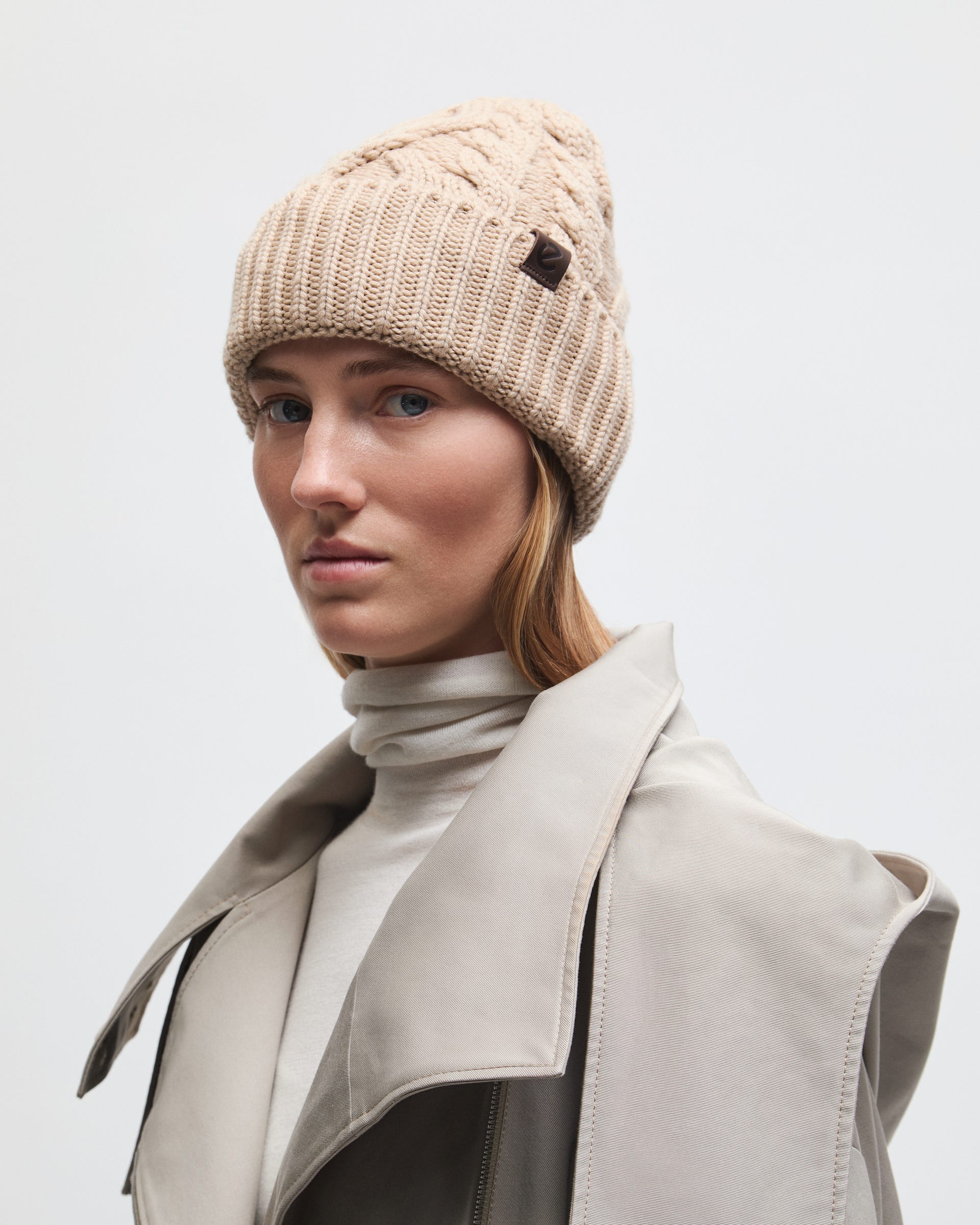 Women's ECCO® Beanie - Brown - Lifestyle image-1