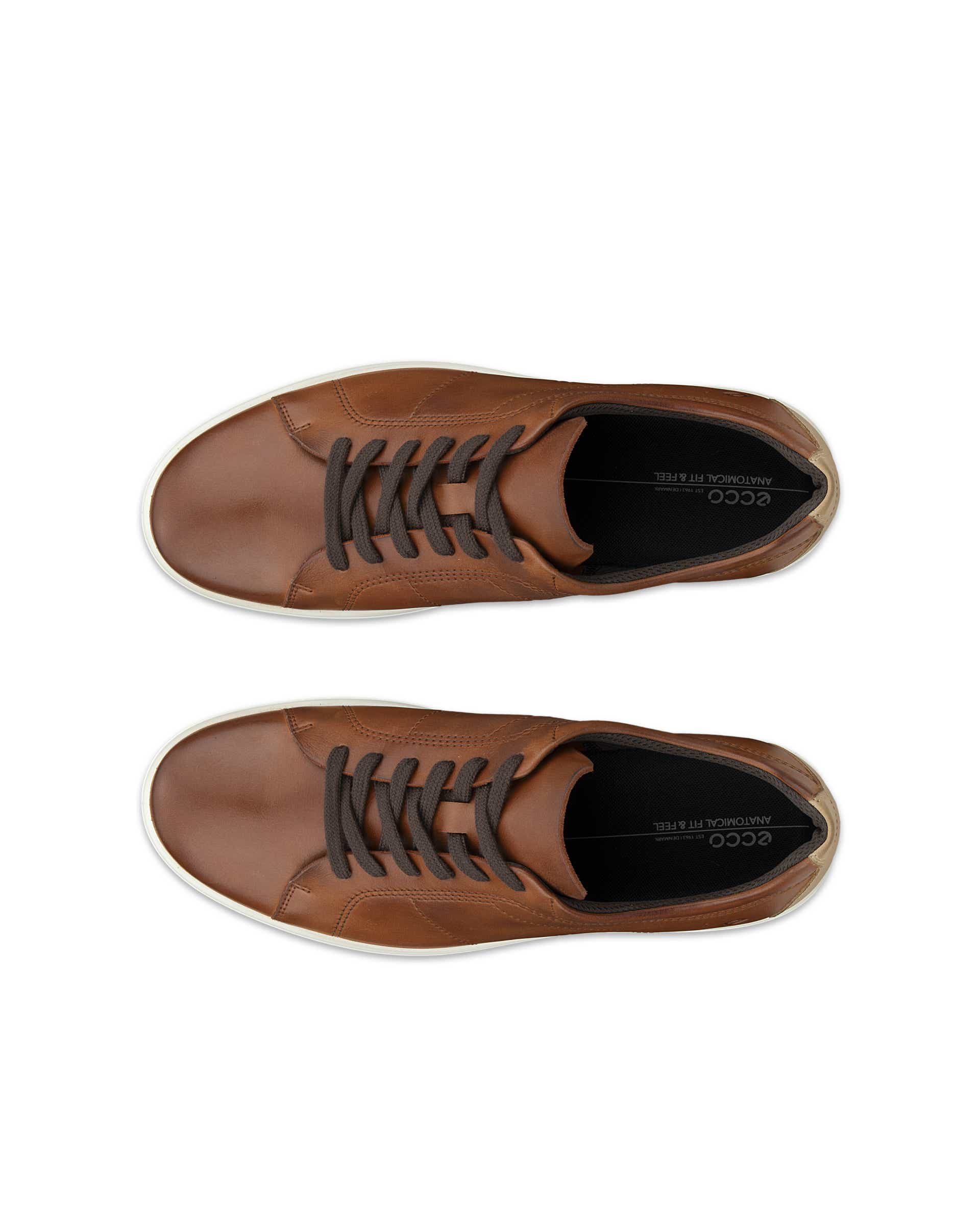 Zapatillas de nobuk ECCO® CLASSIC SNEAKER para hombre - Marrón - Top left pair