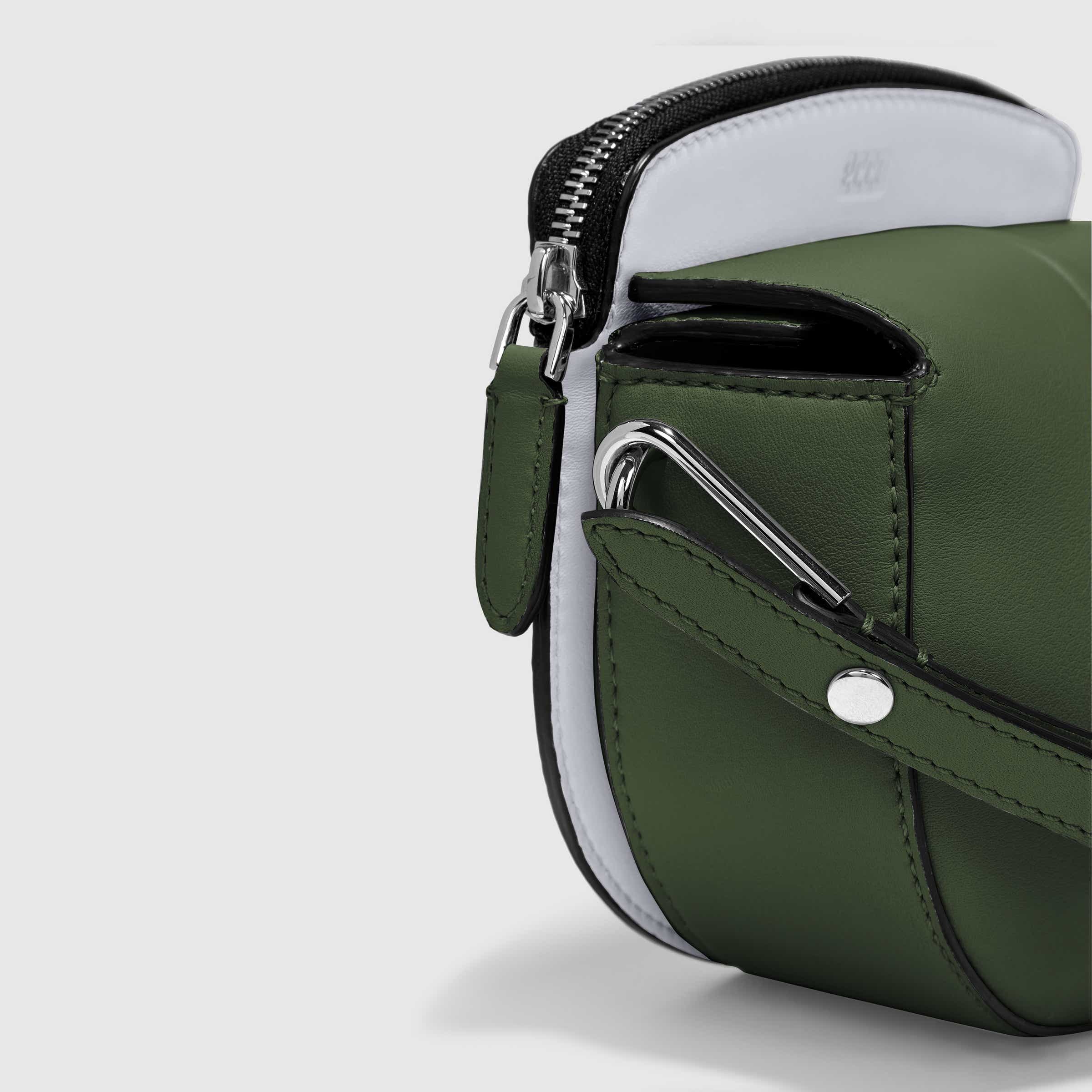 ECCO® E-Spot Leather Saddle Bag - Green - Detail-1