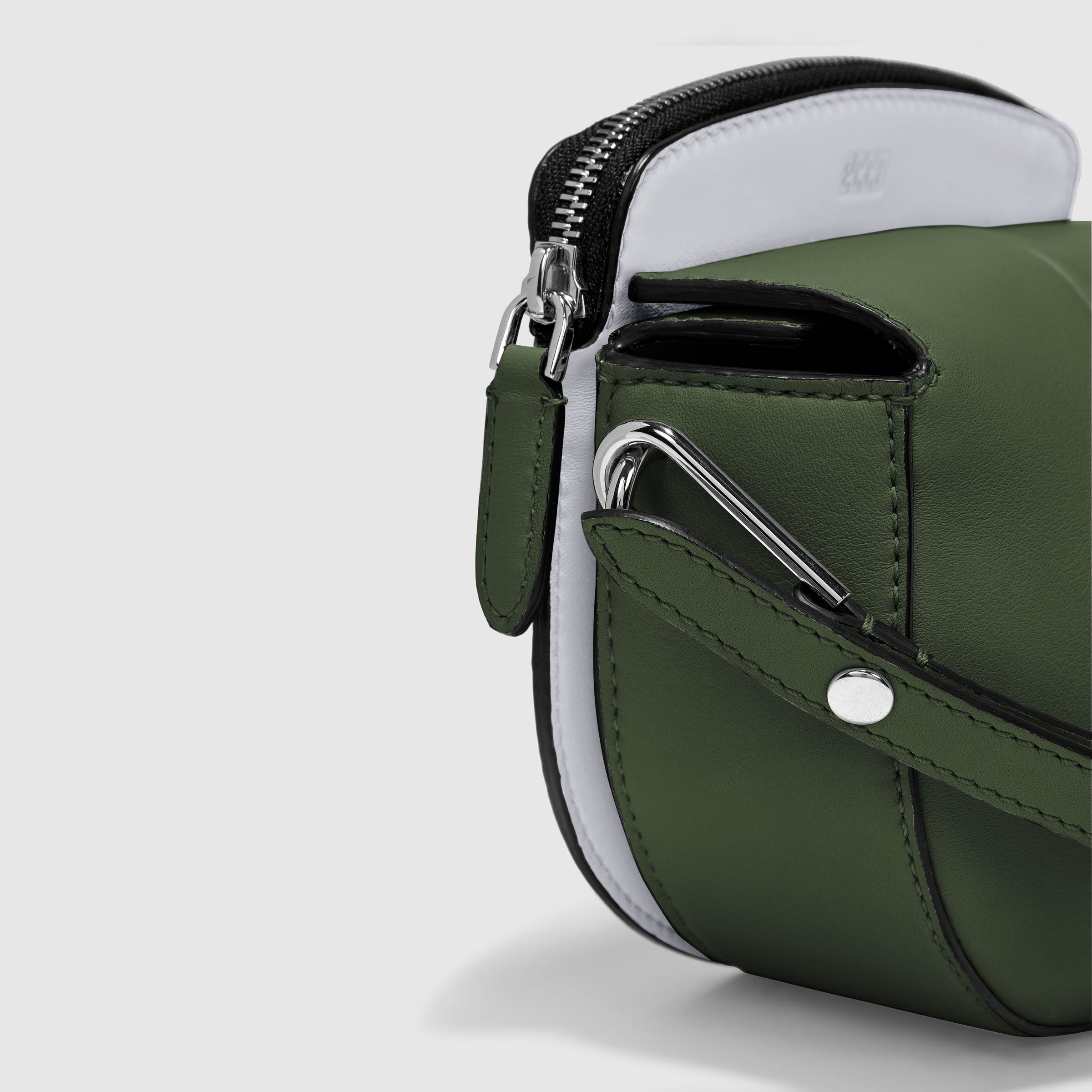 ECCO® E-Spot Leather Saddle Bag - Green - Detail-1