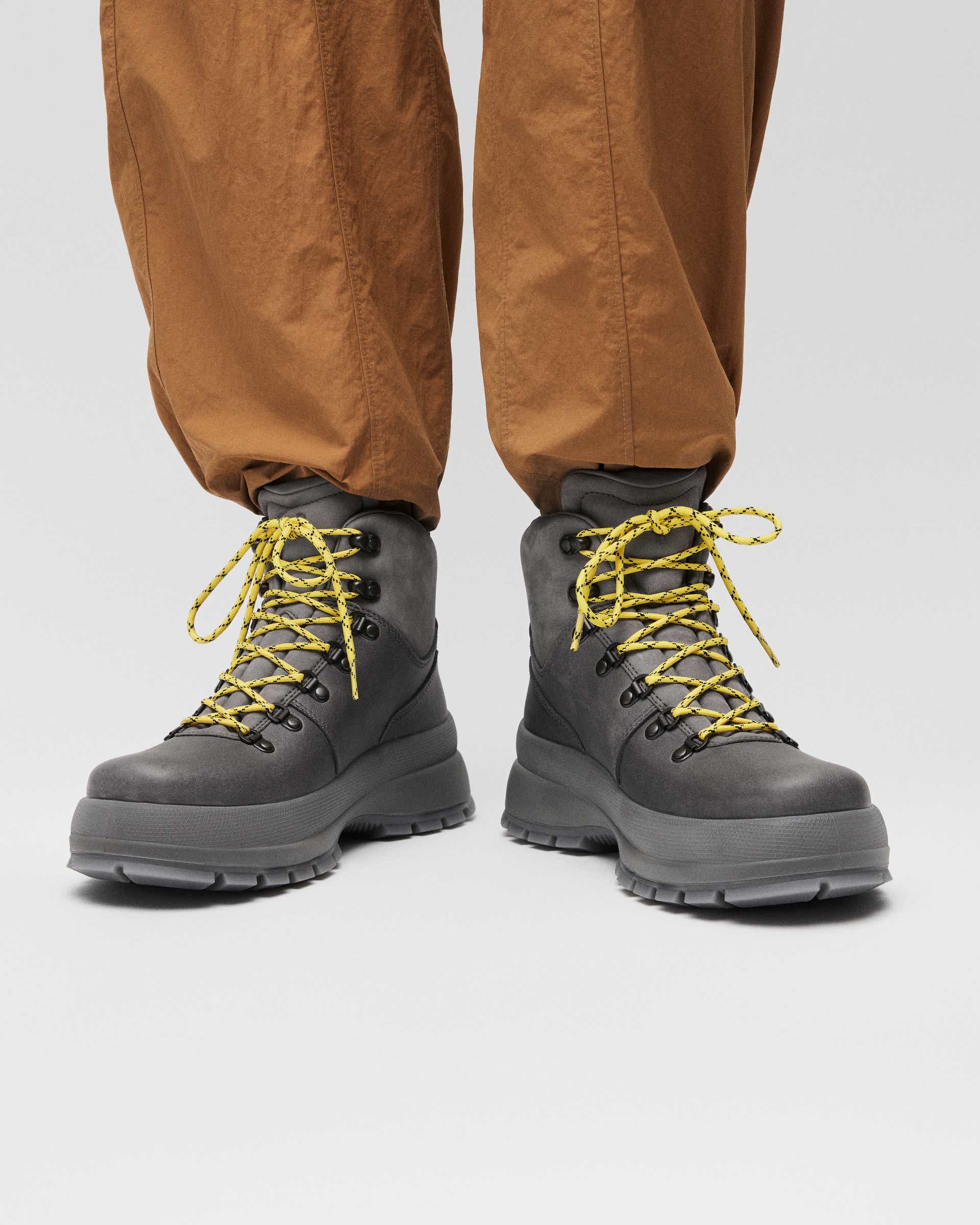 ECCO TRACK 30 MEN'S BOOT - Grey - Lifestyle image-1