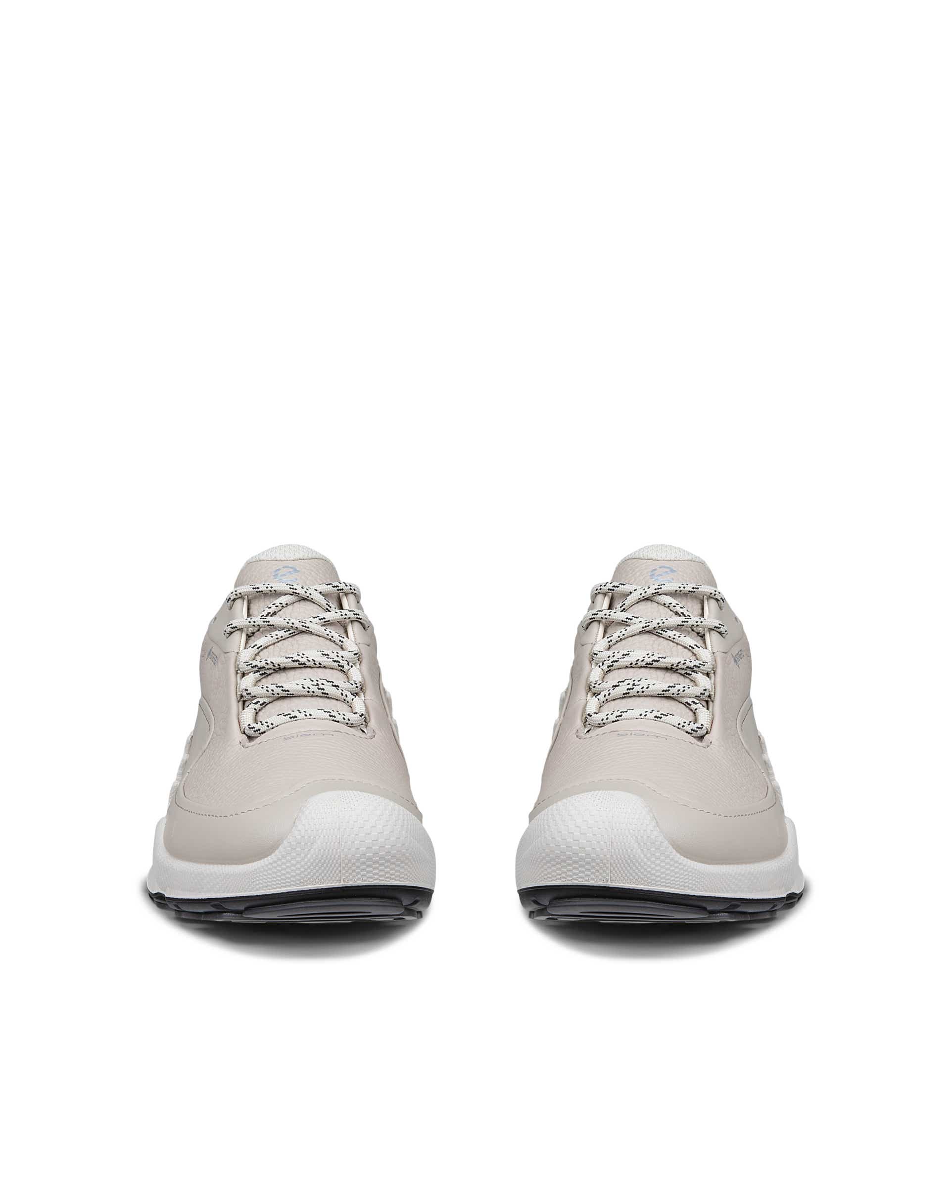 ECCO® BIOM AEX dame sneakers skinn Gore-Tex - Beige - Front pair