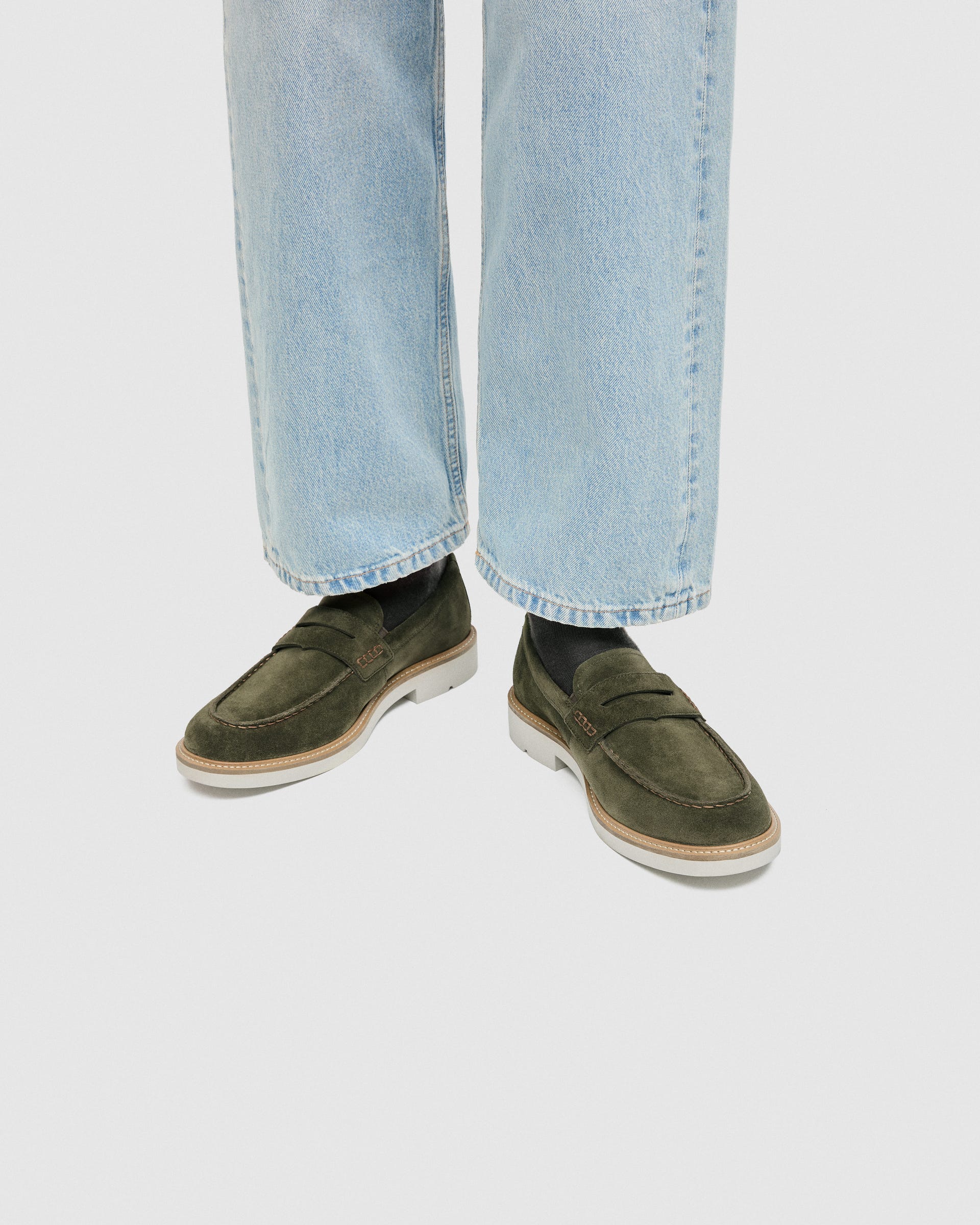 ECCO Metropole London メンズ スエードモックトゥシューズ - グリーン - Lifestyle image-1