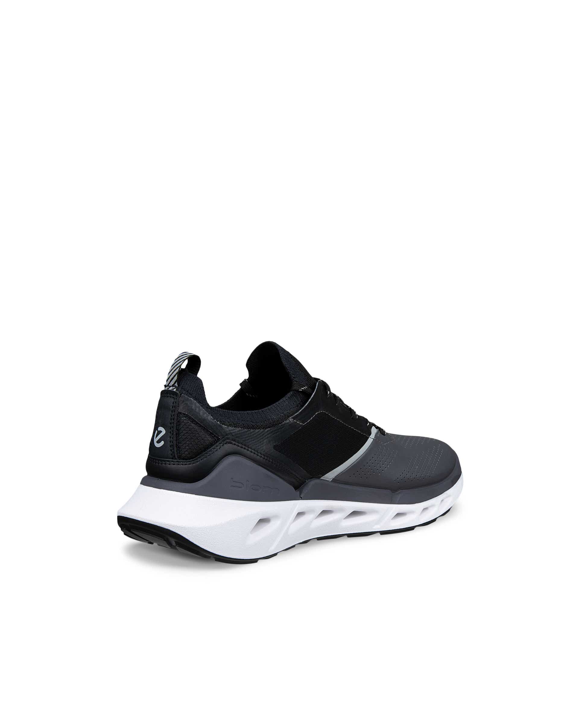 ECCO BIOM 720 MEN メンズ レザーGore-Texスニーカー - ブラック - Back
