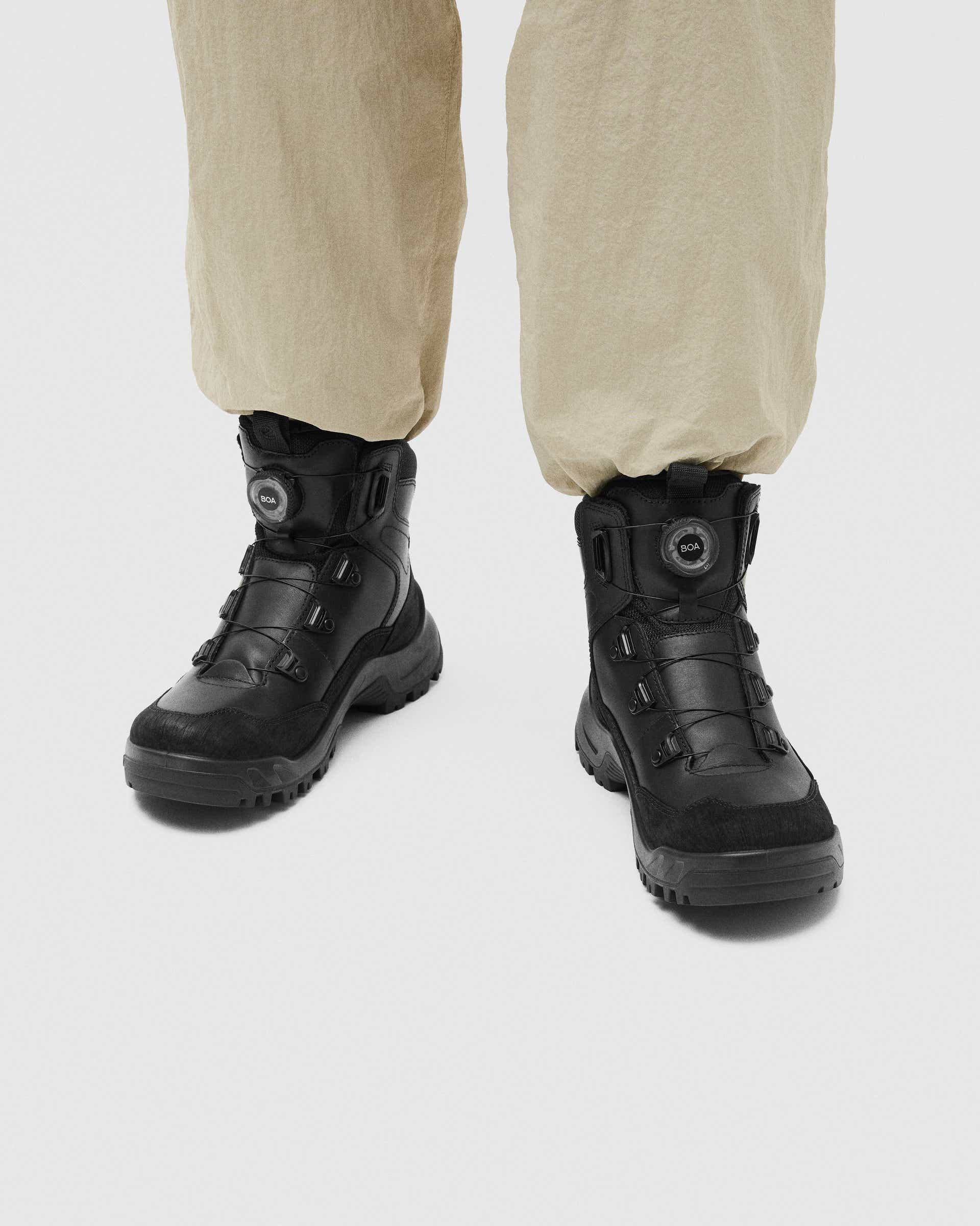 Men's ECCO® OFFROAD Leather Waterproof Mid-Cut Outdoor Boot - Black - Lifestyle image-1