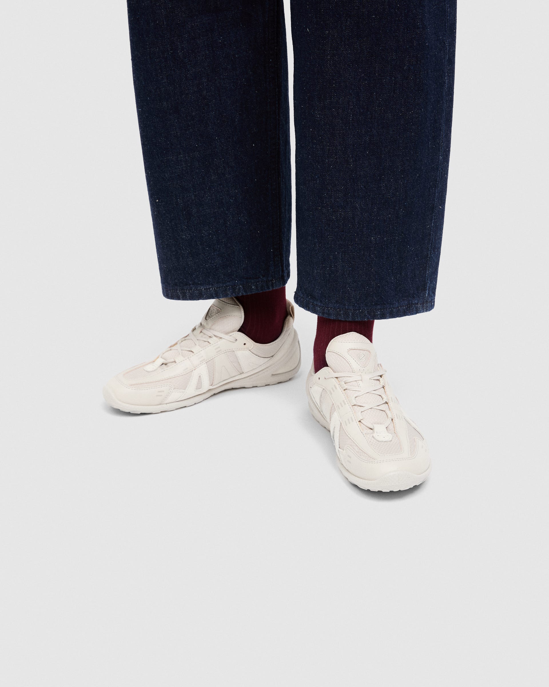 ECCO® BIOM LITE női textil sneaker - Szürke - Lifestyle image-1