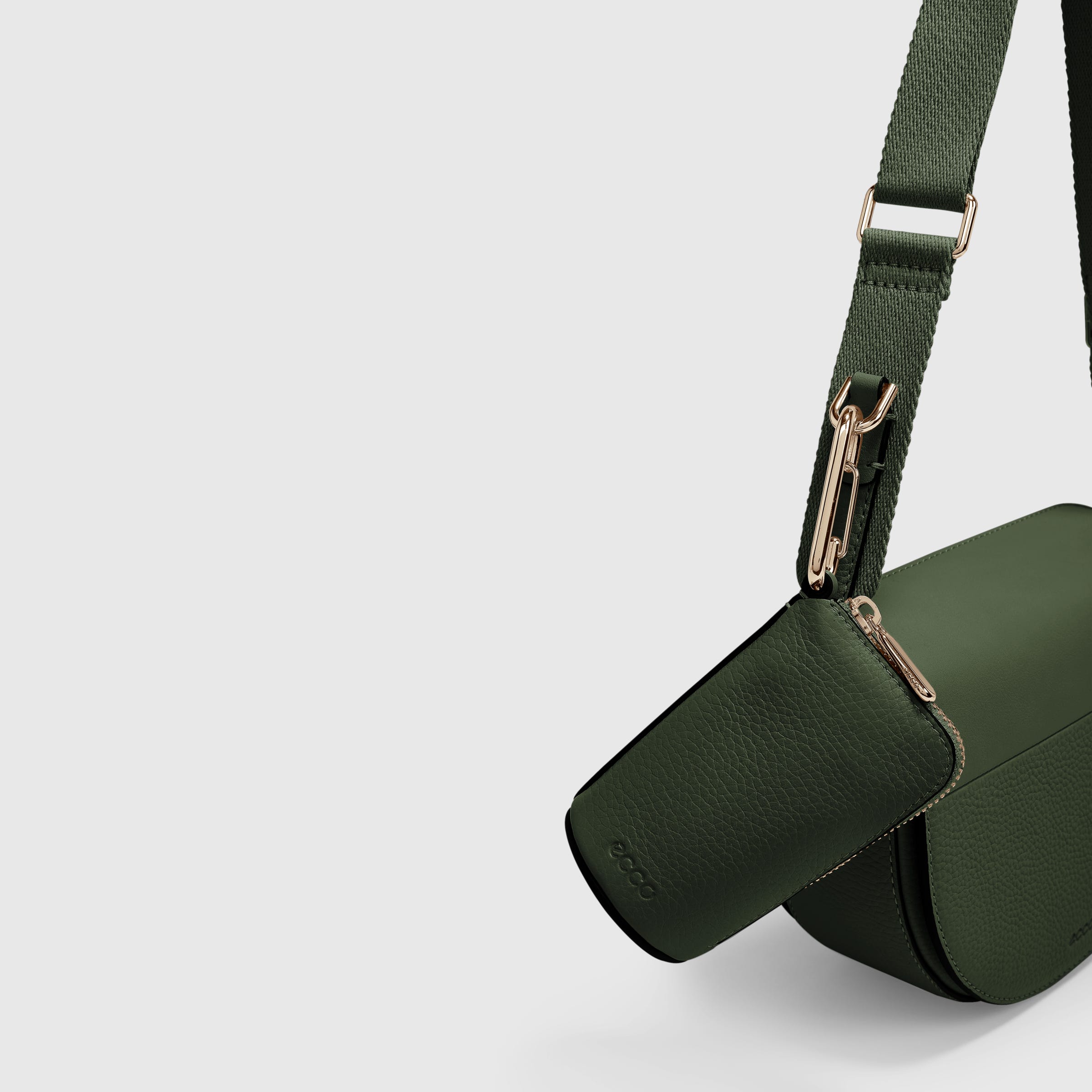 ECCO Textureblock Saddle Bag - Green - Detail-2