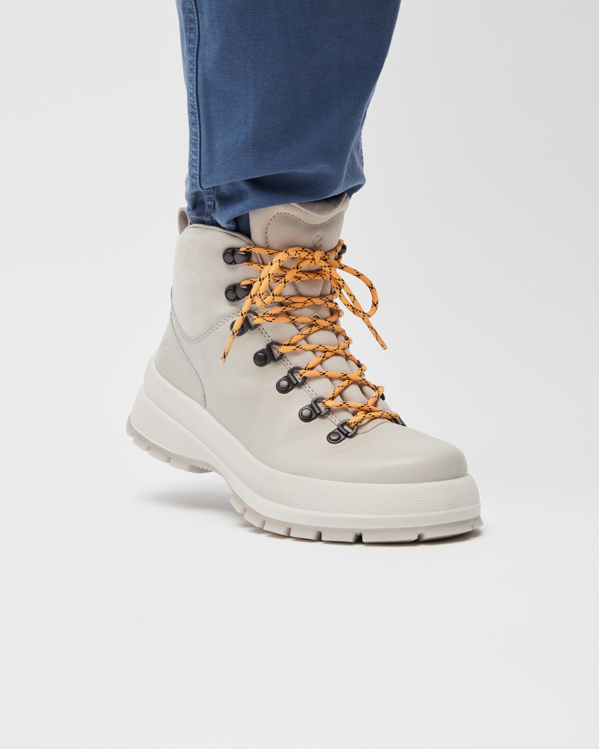 ECCO TRACK 30 WOMEN'S BOOT - Grey - Lifestyle image-1