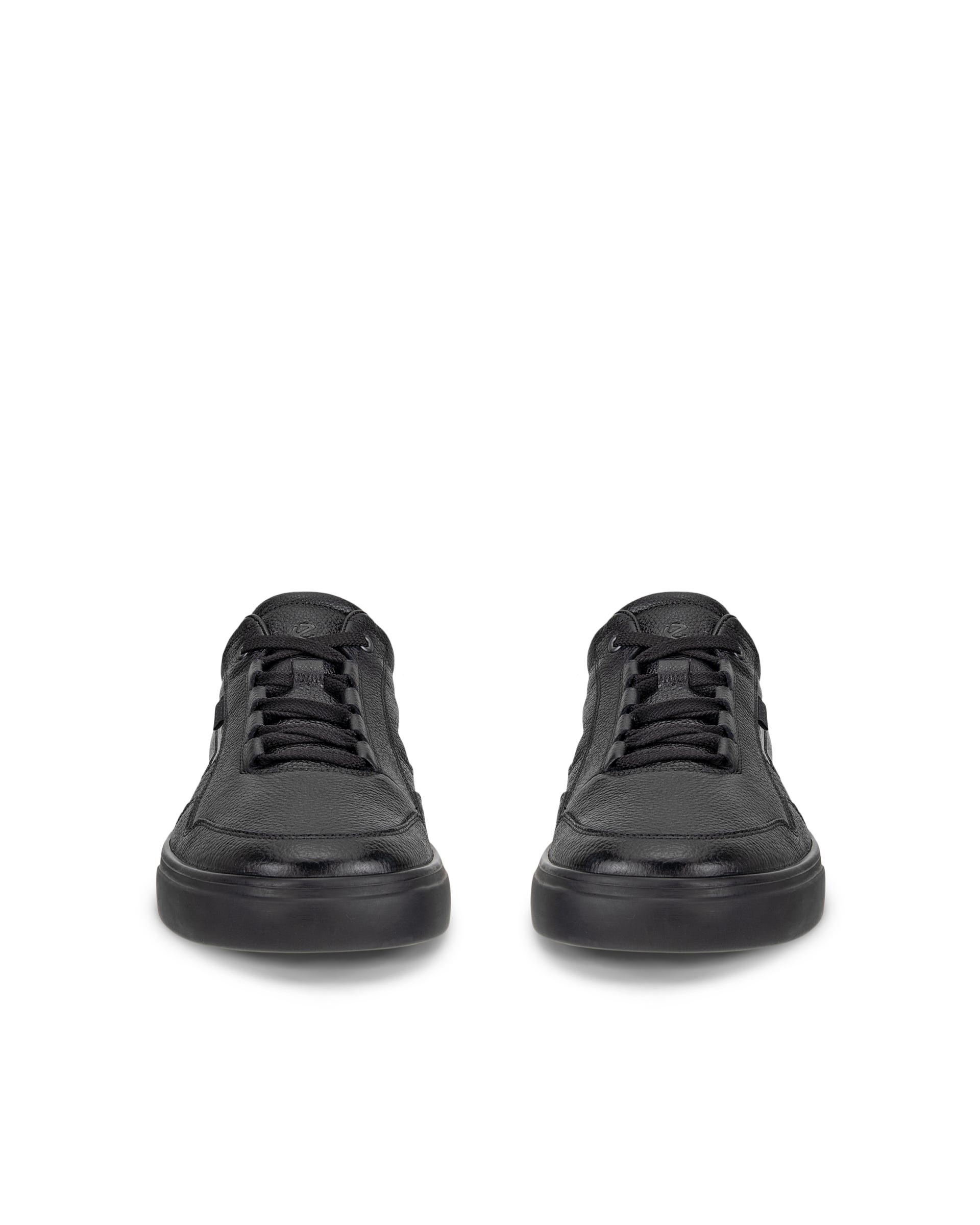 Men's ECCO® SOFT 10 Nubuck Trainer - Black - Front pair