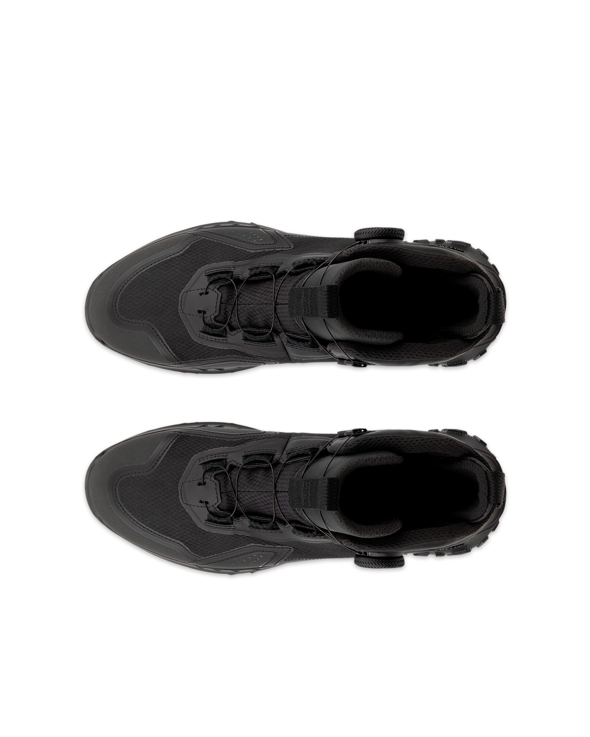 ECCO ULT-TRN M MID-CUT WP BOA - Black - Top left pair