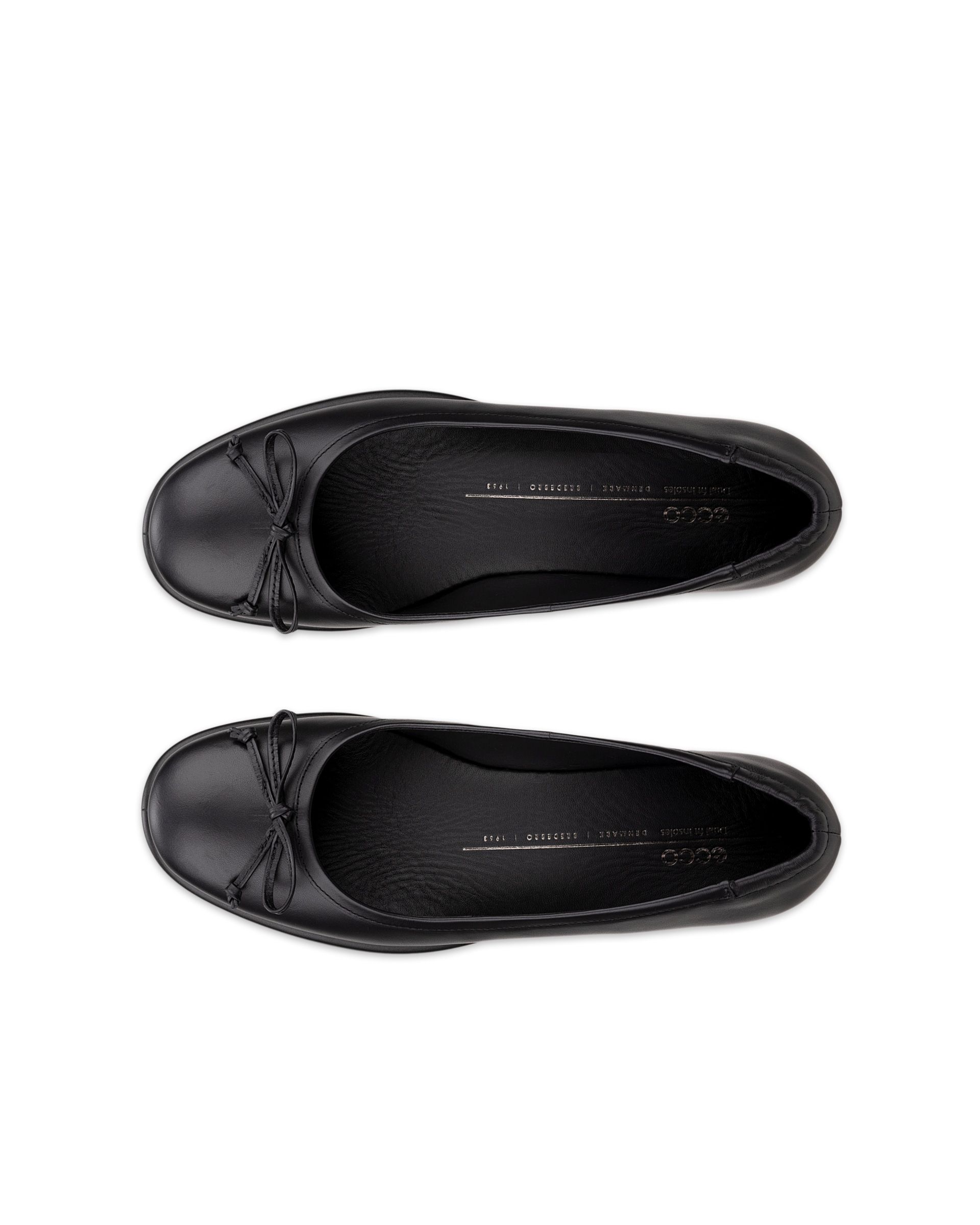 Women's ECCO® Sculpted LX 15 BOW Leather Ballerina - Black - Top left pair