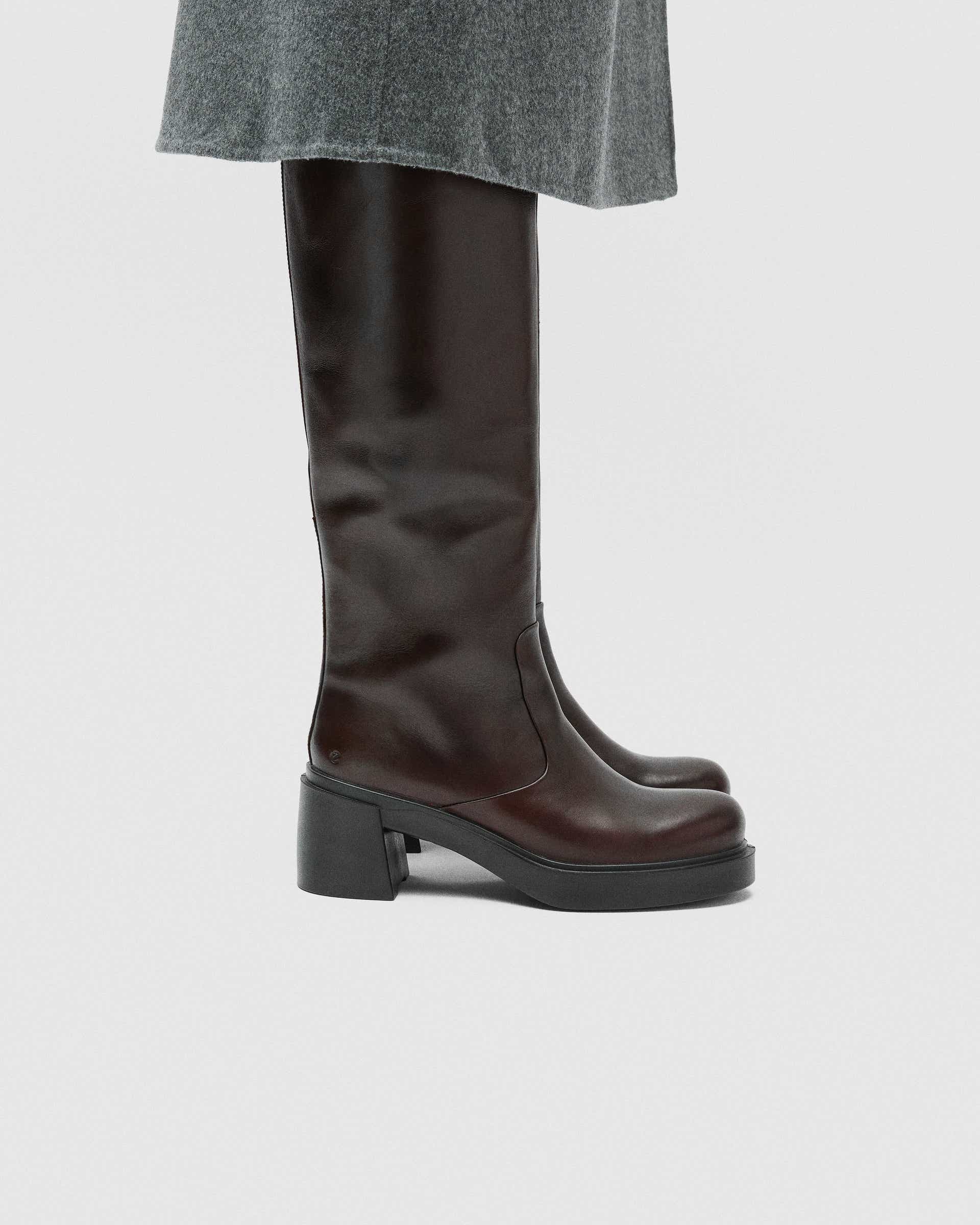 ECCO® METROPOLE SEOUL 45 ženske visoke kožne čizme - Smeđa - Lifestyle image-1