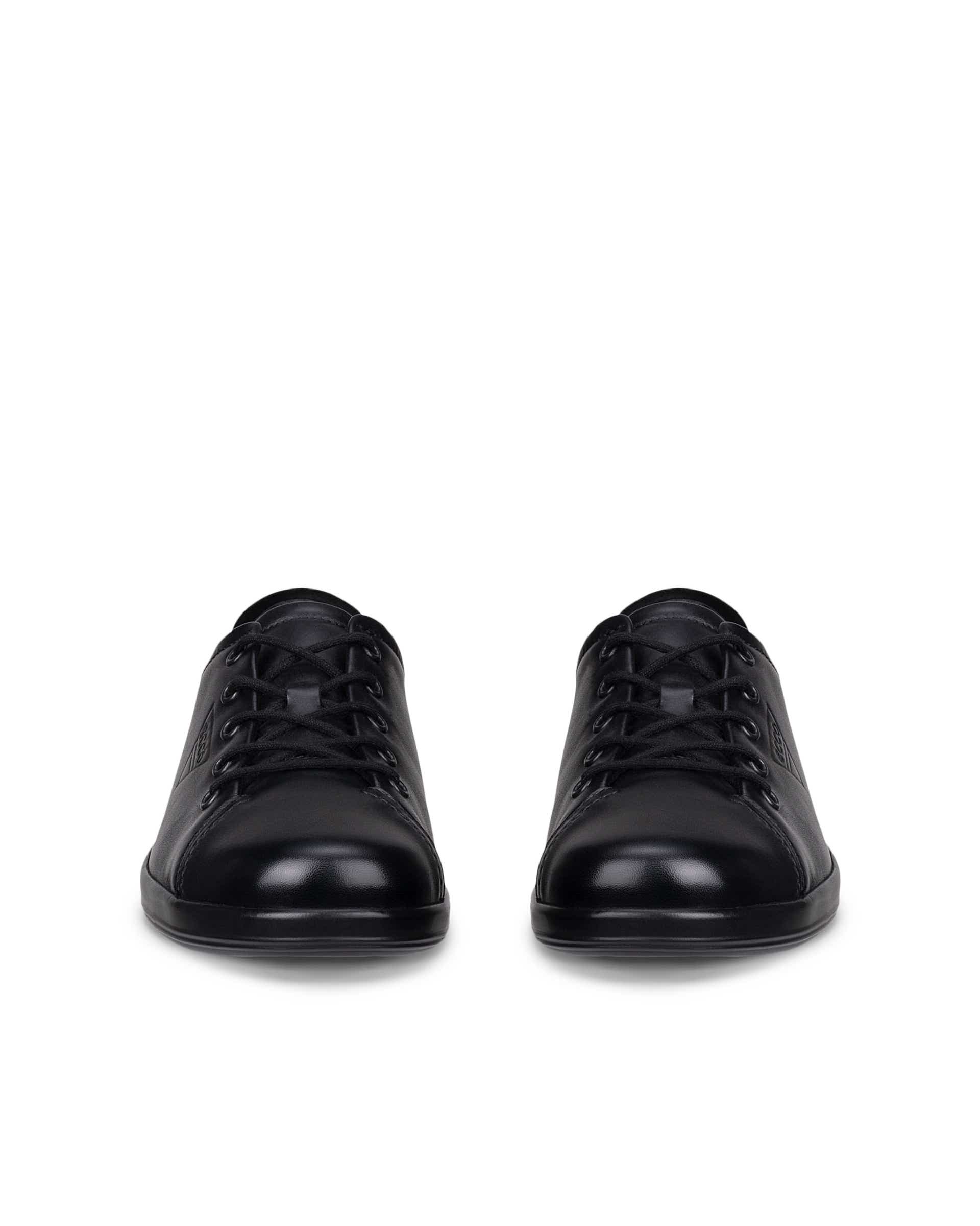 ECCO SOFT 2.0 LACE SHOE - Black - Front pair