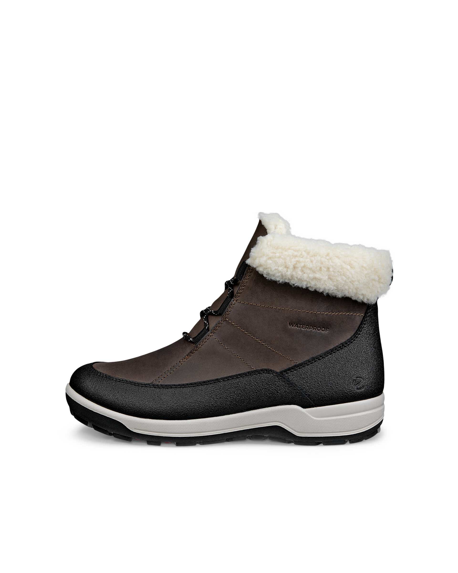 ECCO Trace Lite WP/WL Low Boot - undefined - Outside