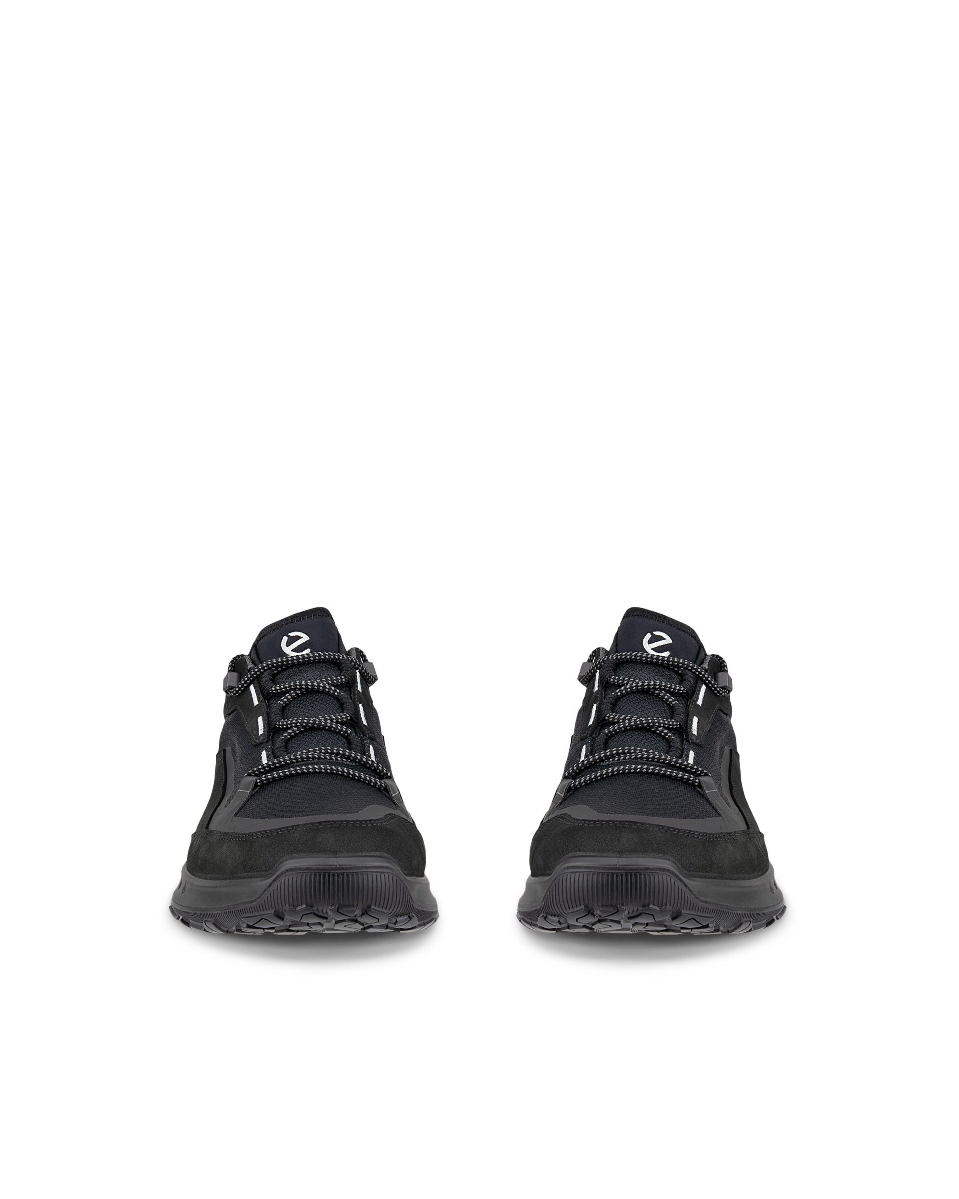 ECCO ULT-TRN Low メンズ ヌバックウォータープルーフハイキングシューズ - ブラック - Front pair