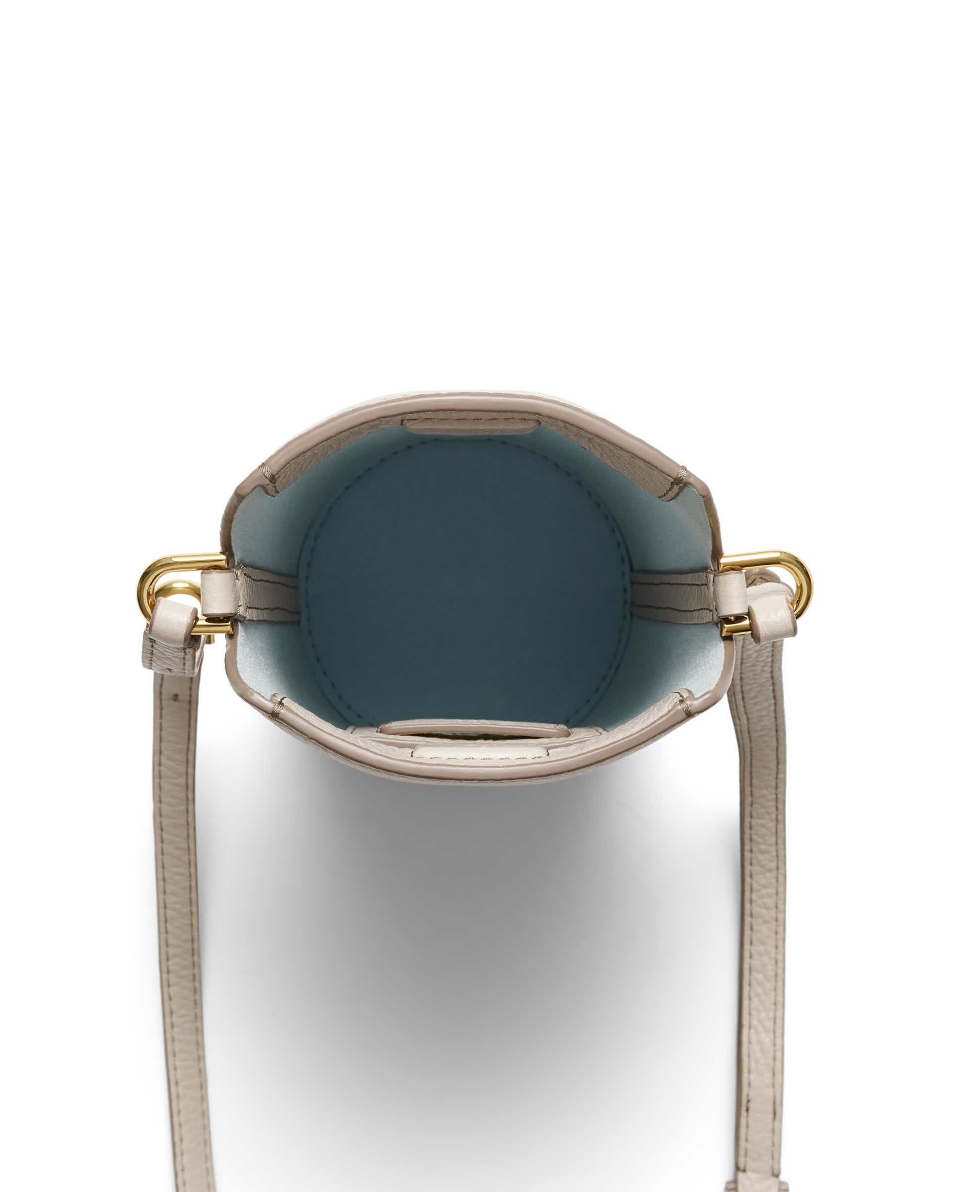 ECCO Pot Pebbled レザークロスボディバッグ - ベージュ - Birdeye