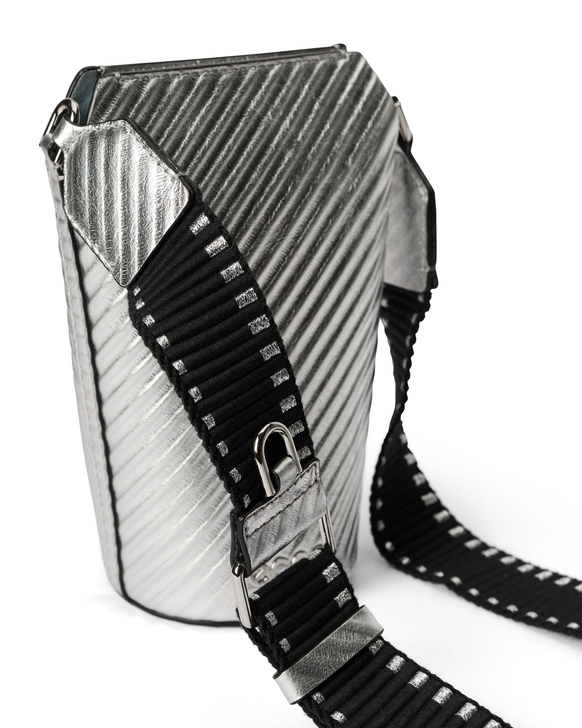 ECCO® Pot Metallic Leather Crossbody Bag - Silver - Detail-1