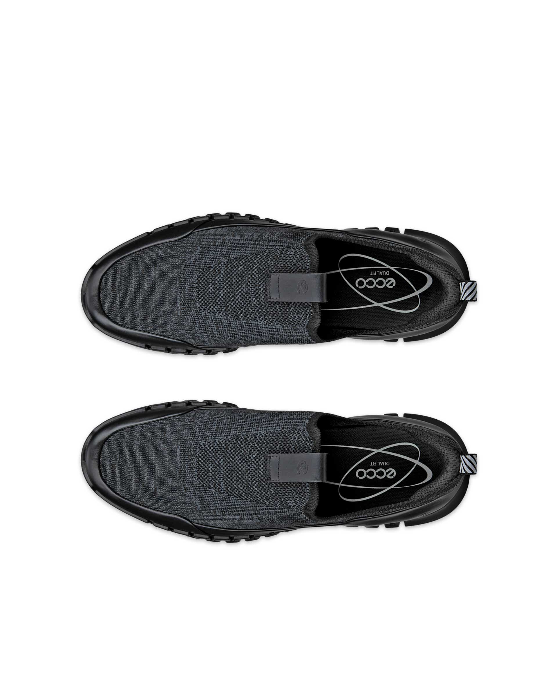 ECCO® GRUUV baskets en toile pour homme - Noir - Top left pair
